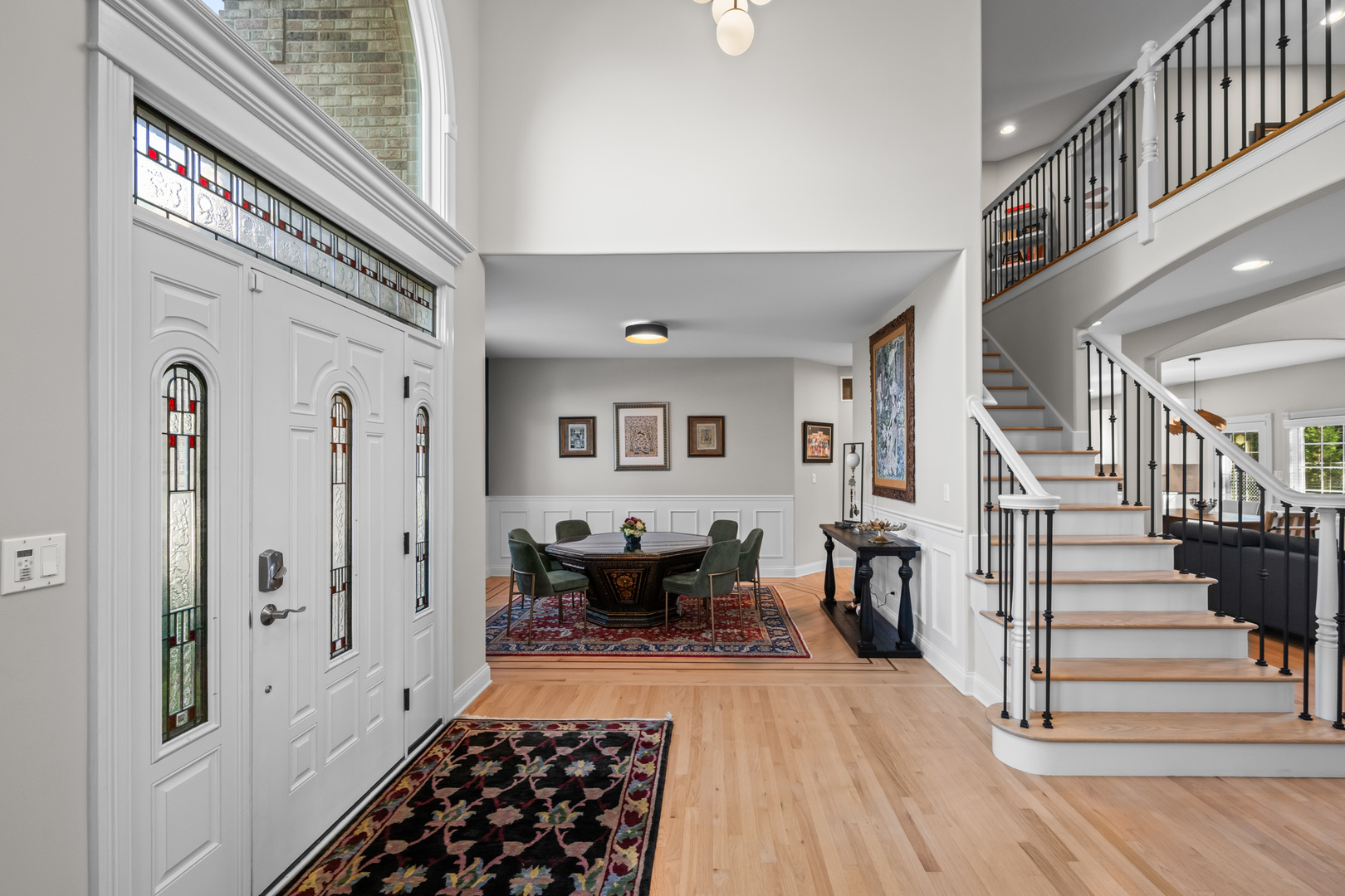 1251 N Chicago Avenue