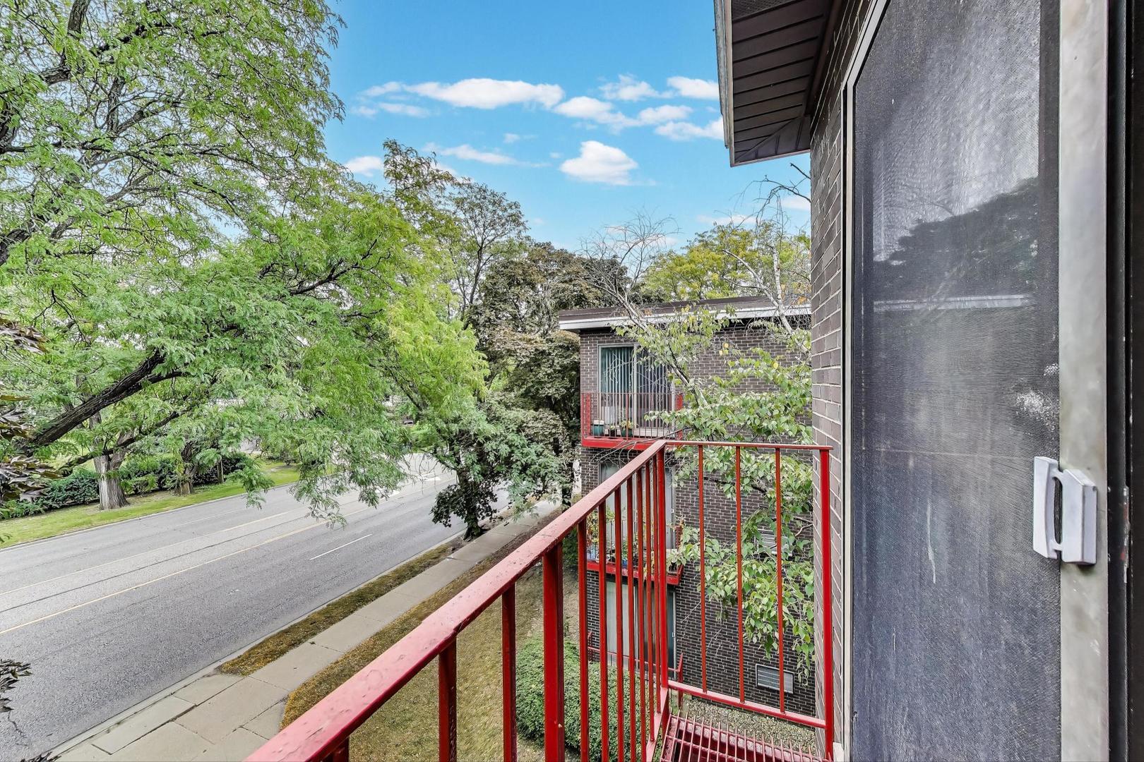 8500 Skokie Boulevard Unit: 3A