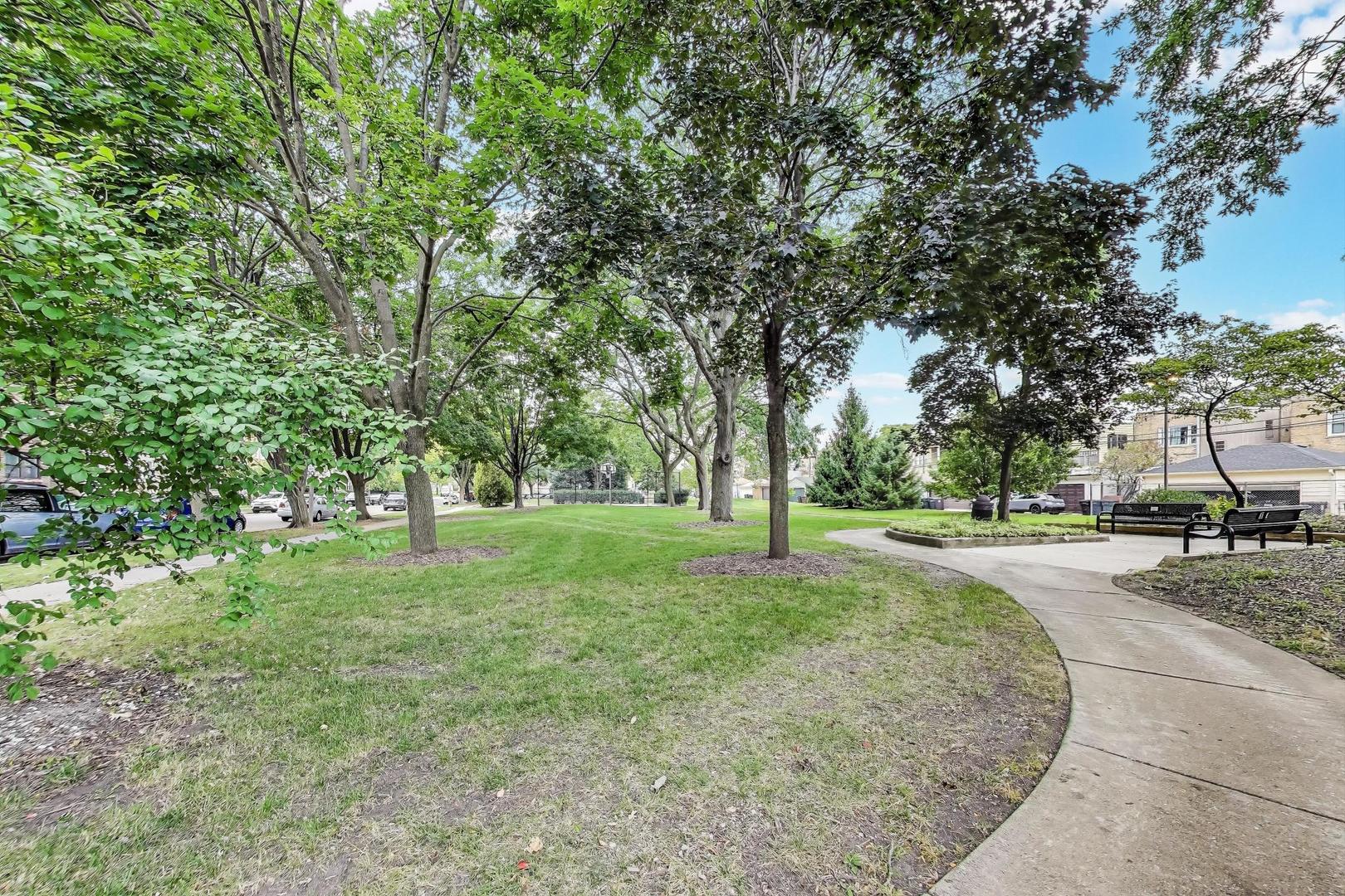 8500 Skokie Boulevard Unit: 3A