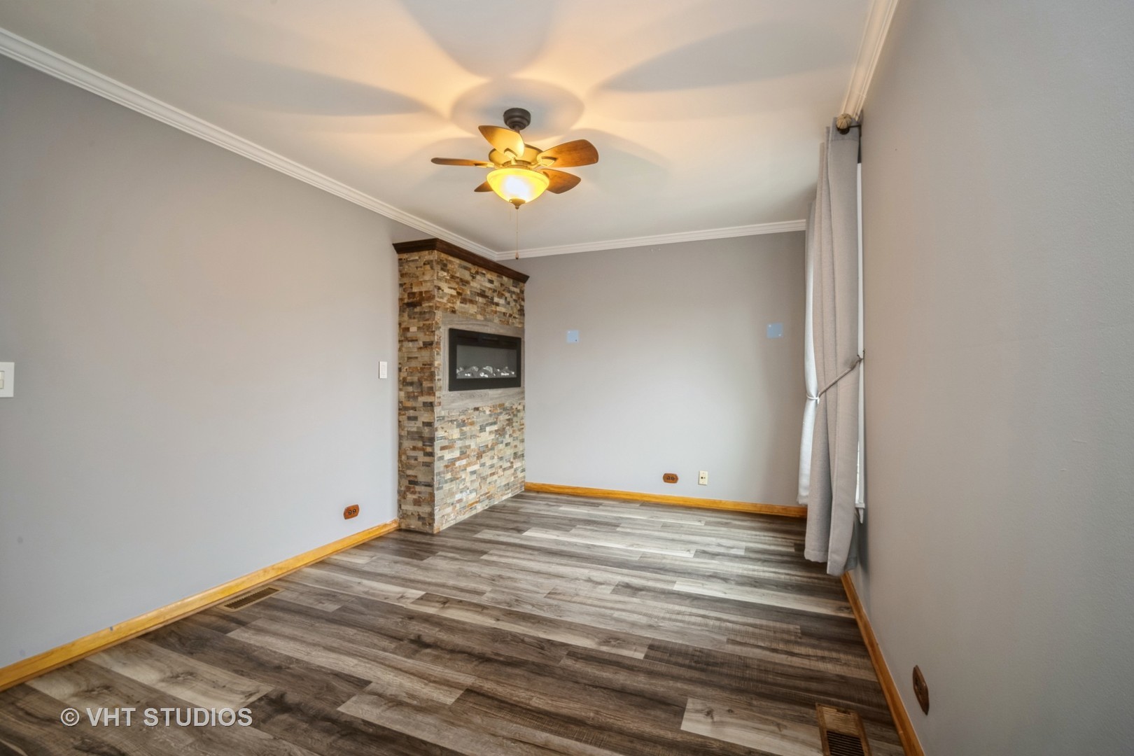 1585 Quaker Lane Unit: 106C