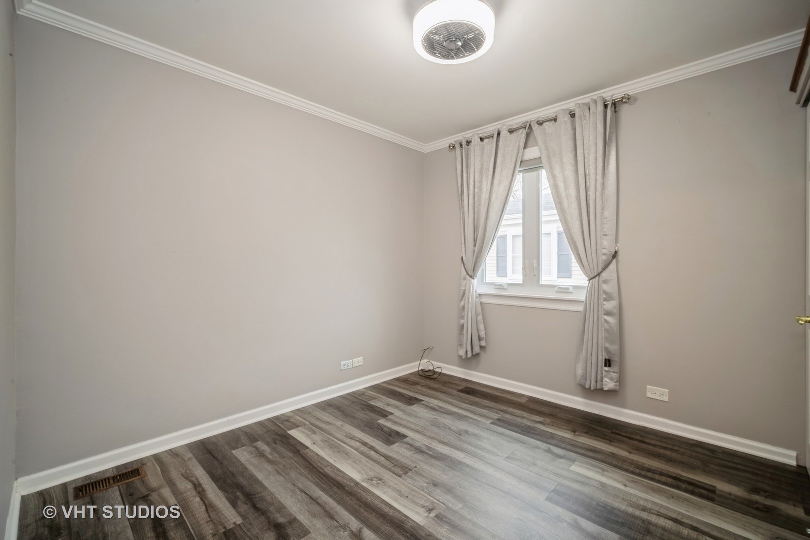 1585 Quaker Lane Unit: 106C