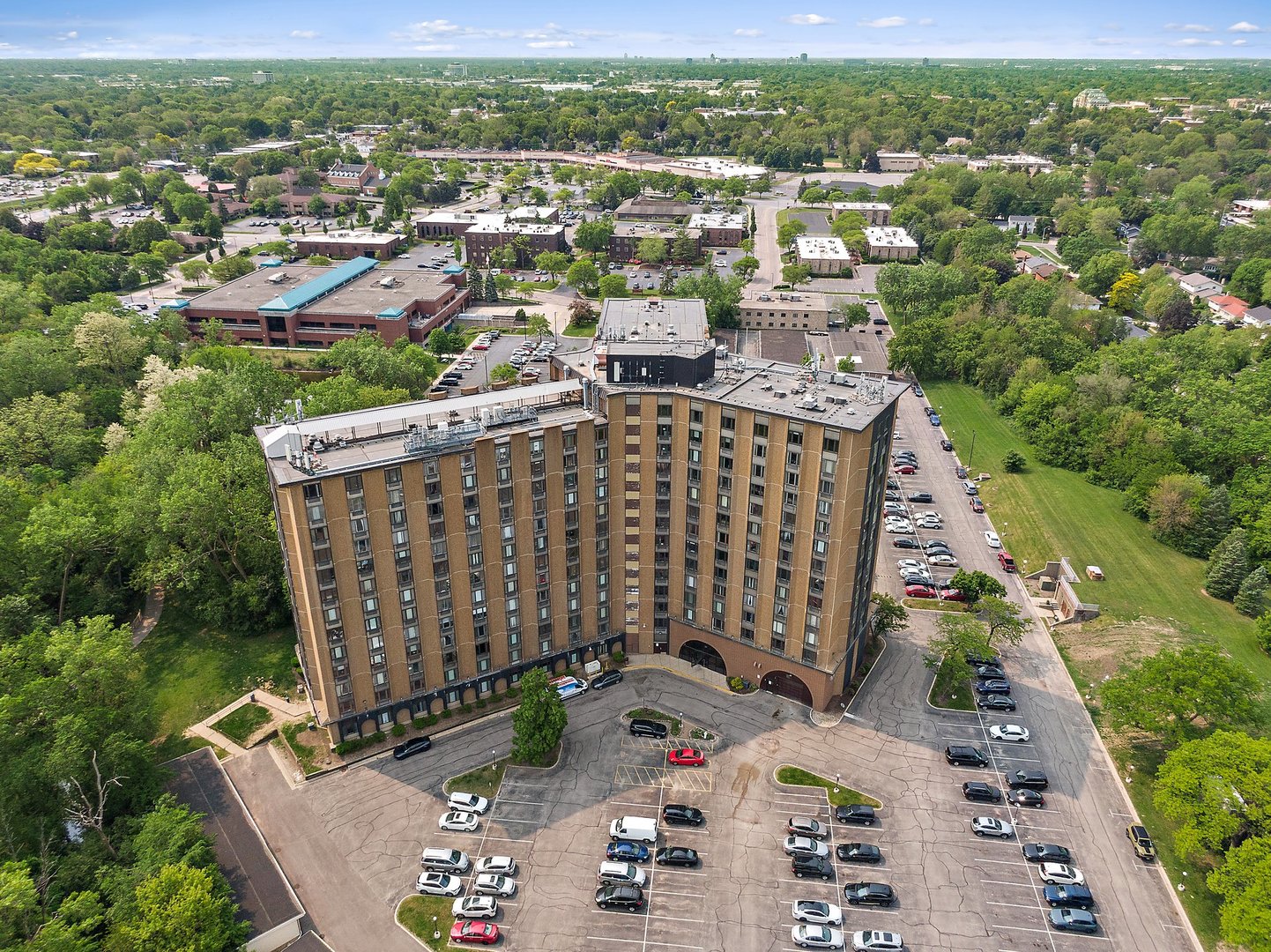 1 Renaissance Place Unit: 4PH