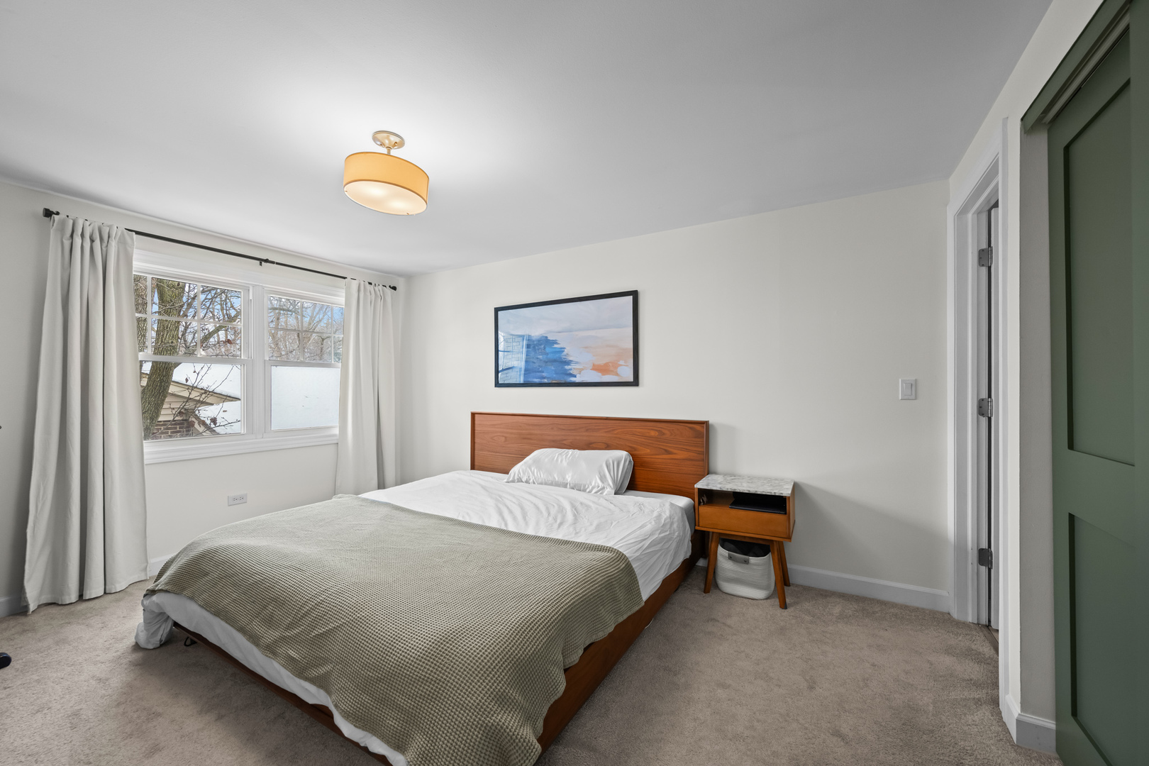 711 E Hackberry Drive