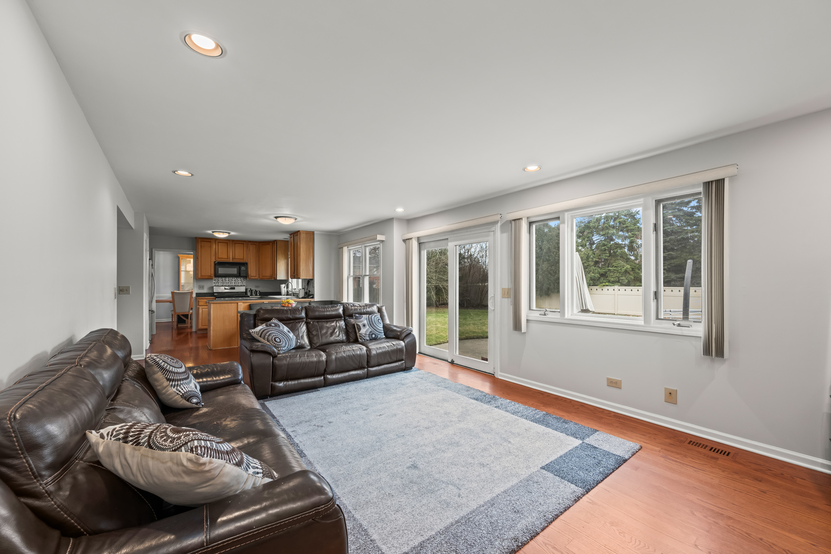 2806 N Stanford Drive