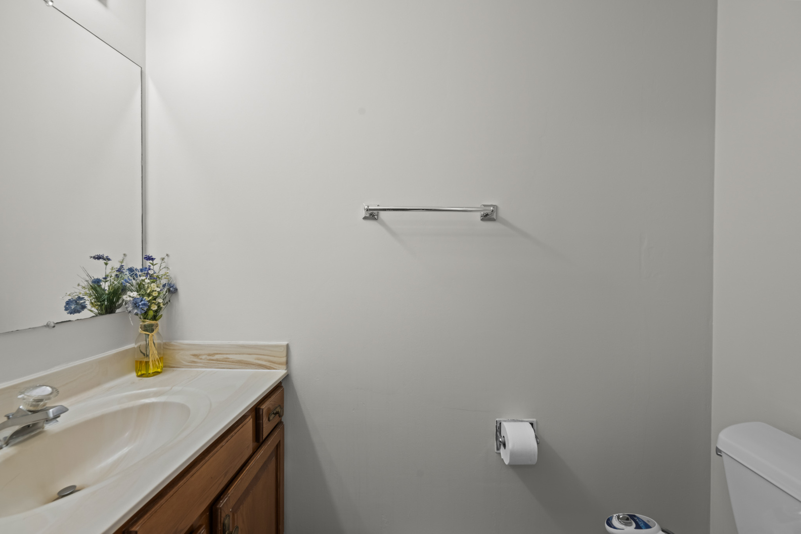 2806 N Stanford Drive