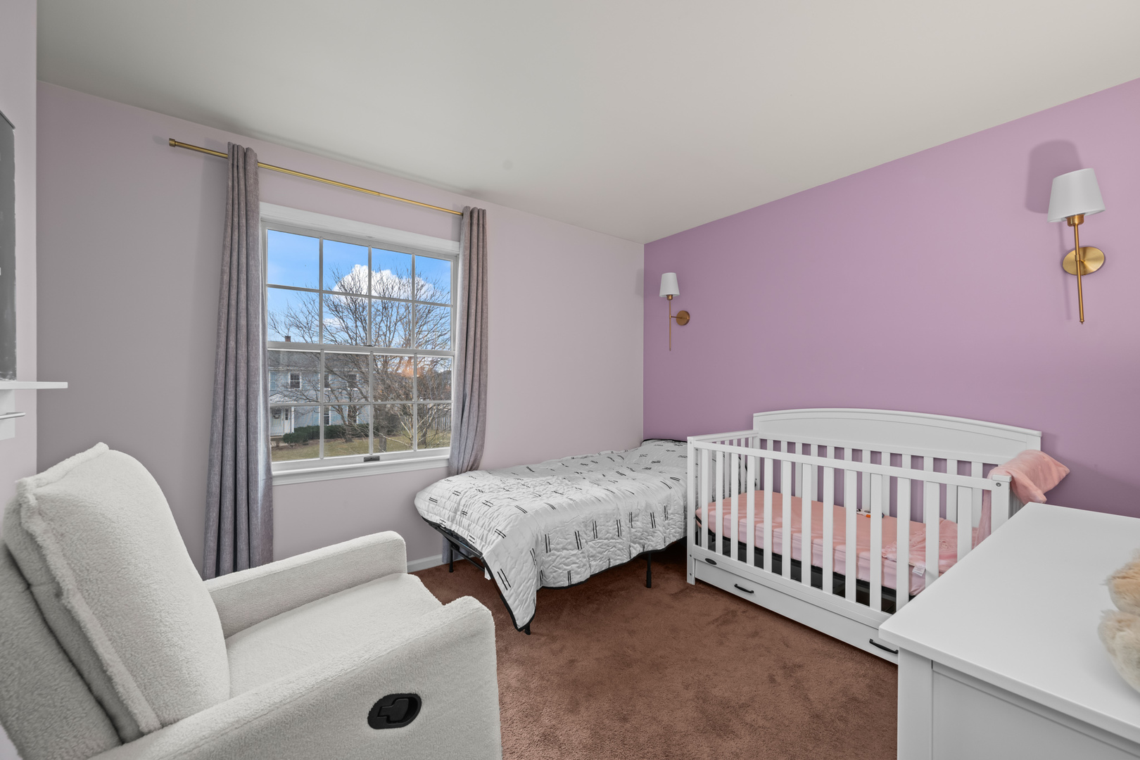 2806 N Stanford Drive