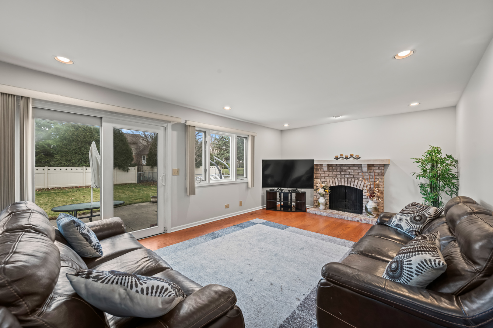 2806 N Stanford Drive