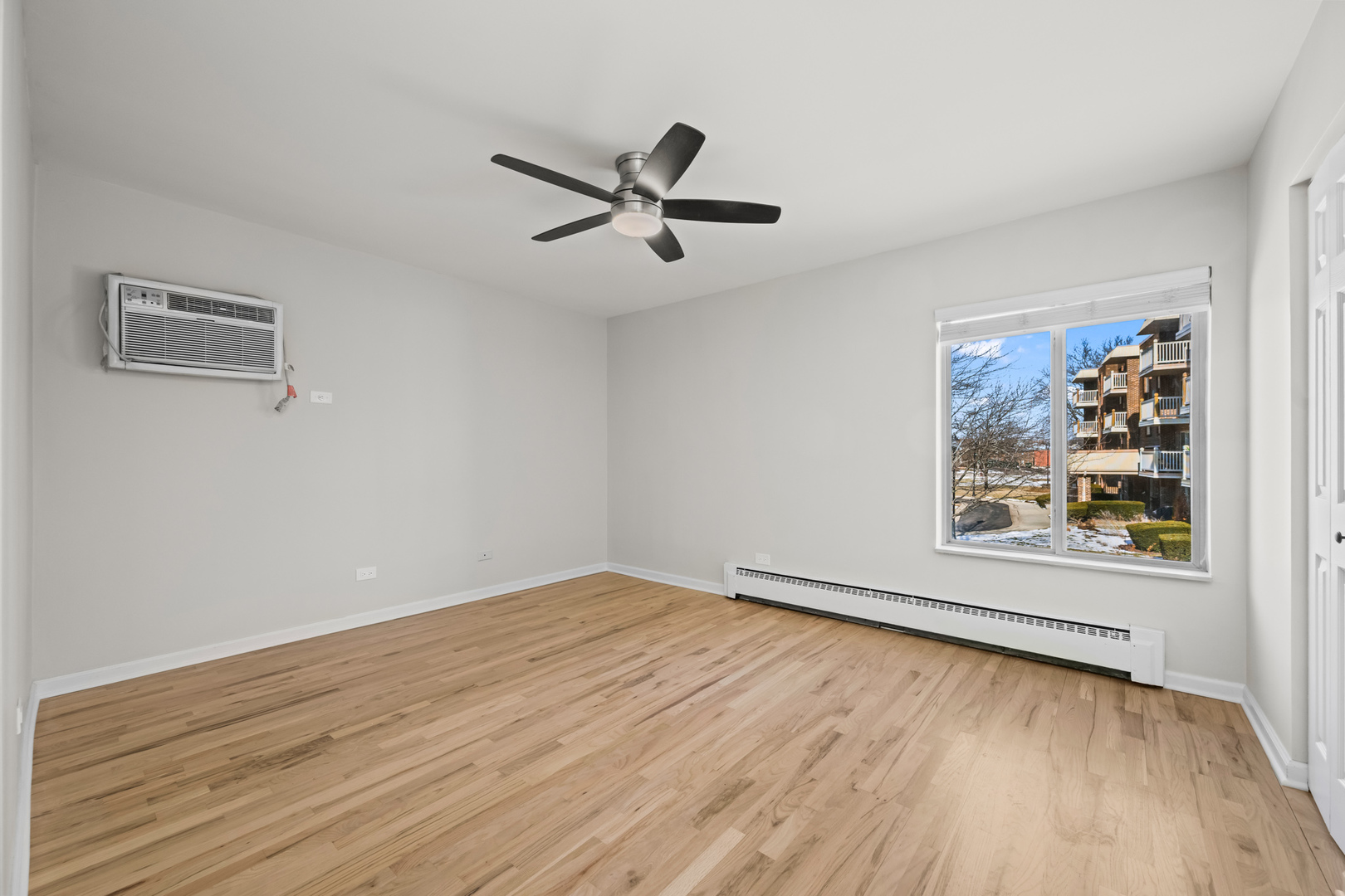 2411 N Kennicott Drive Unit: 2B