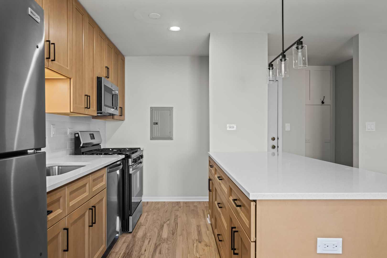 2411 N Kennicott Drive Unit: 2B