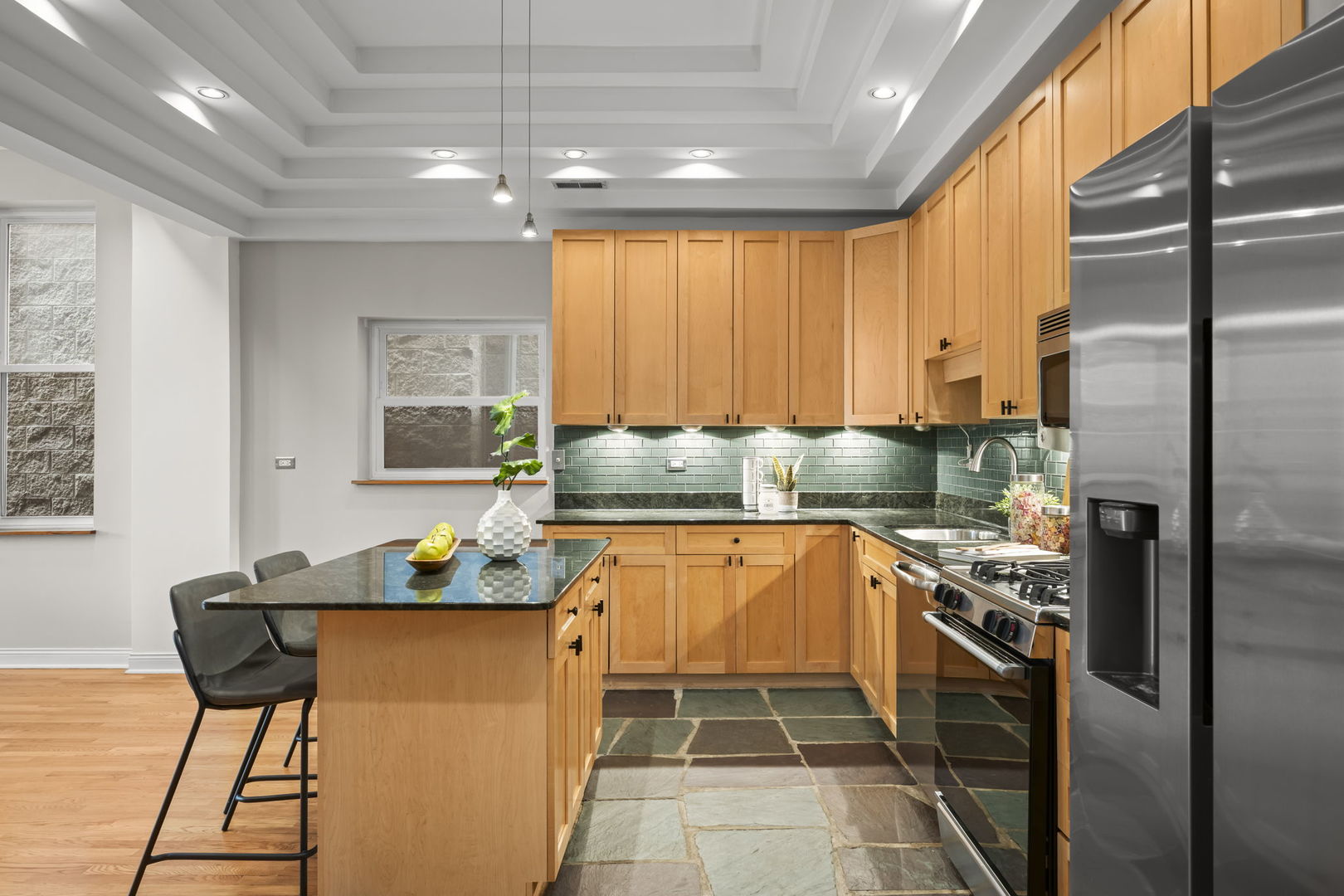 1657 W Huron Street Unit: 2