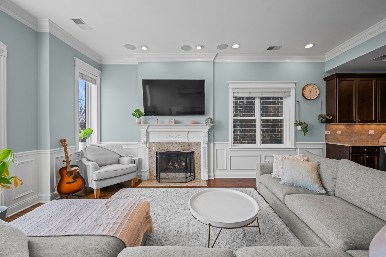 3822 N Damen Avenue Unit: 3