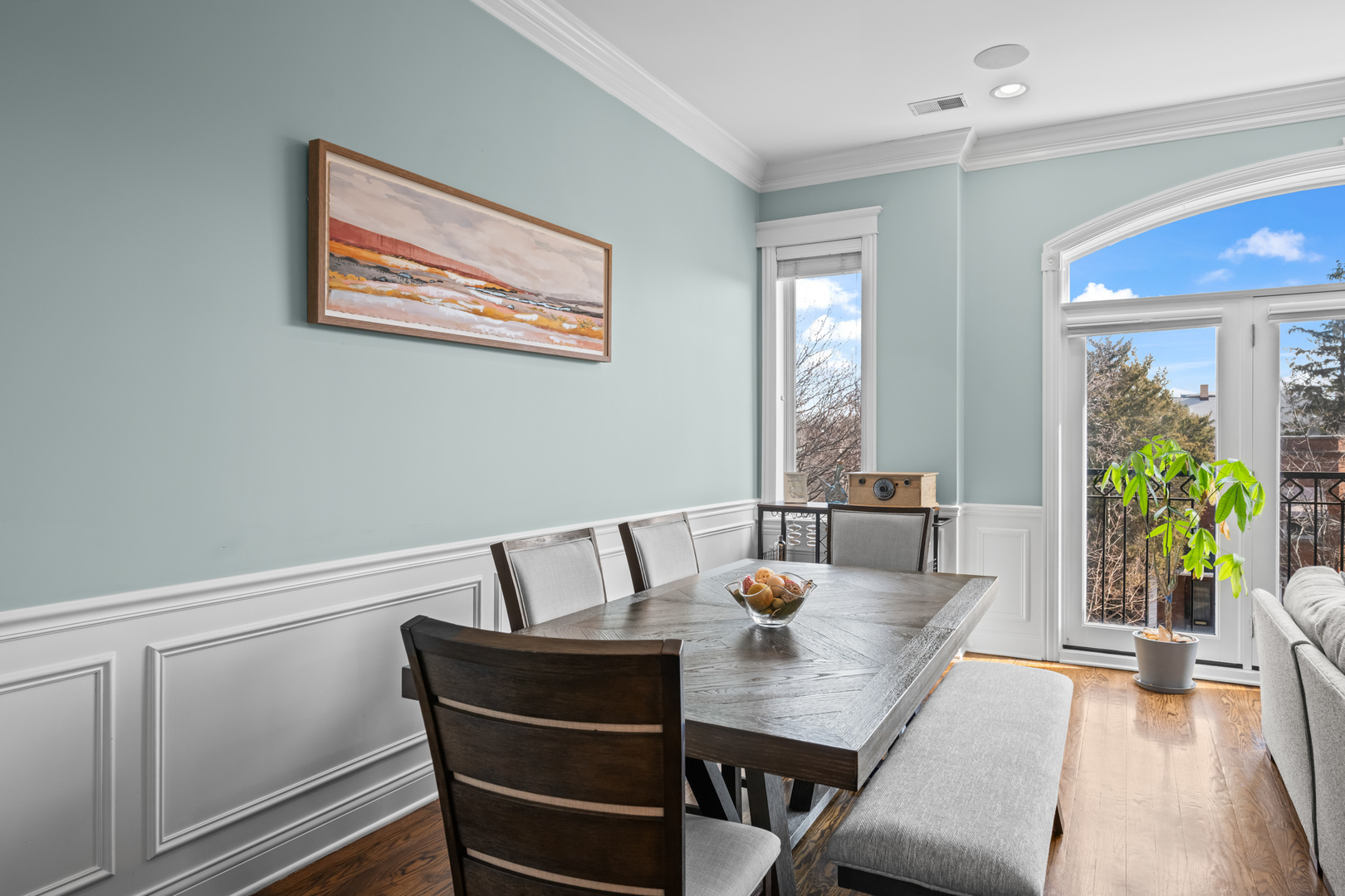 3822 N Damen Avenue Unit: 3