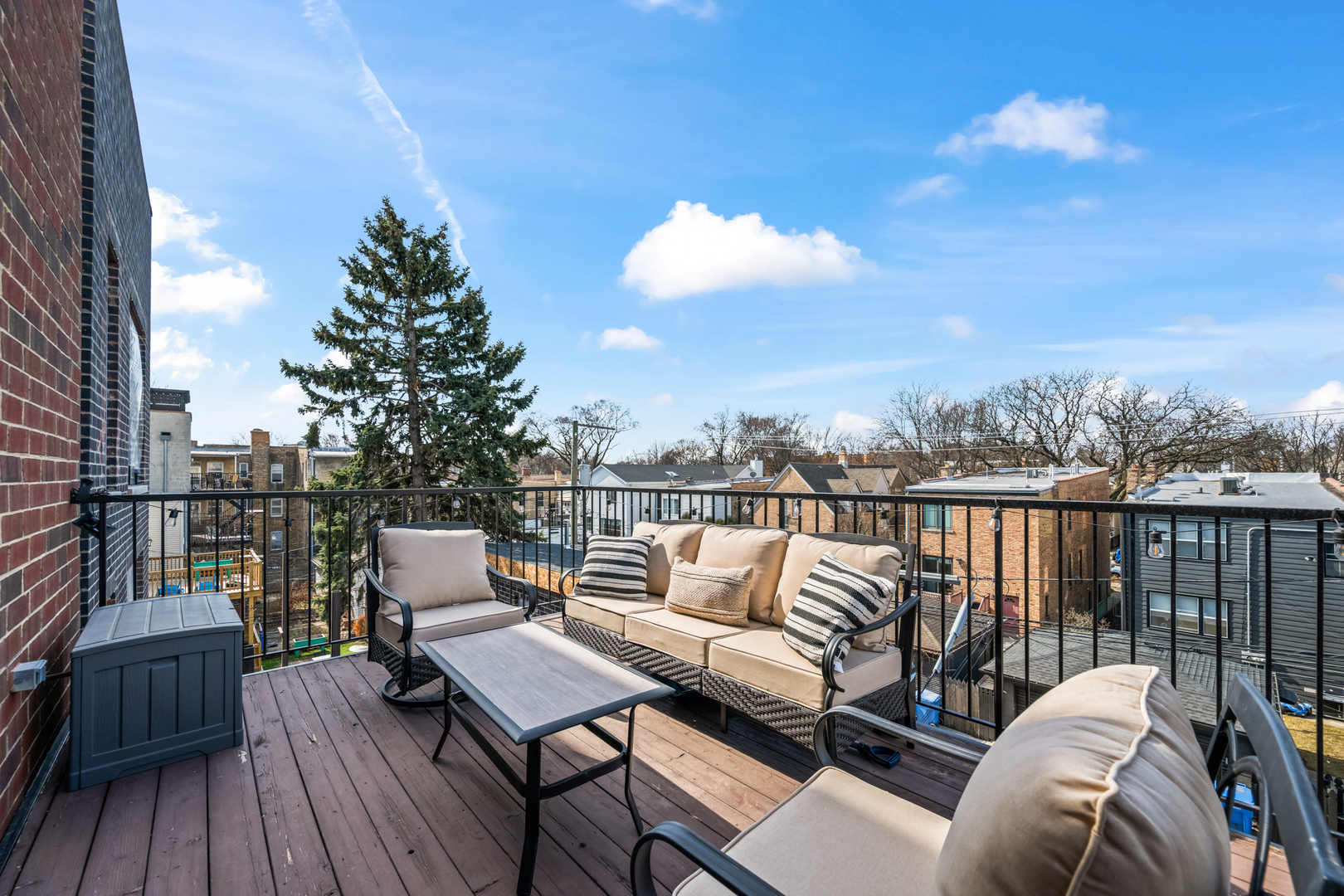 3822 N Damen Avenue Unit: 3