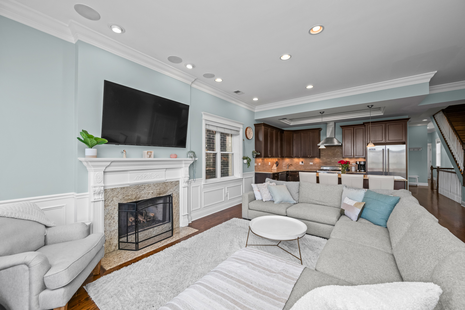 3822 N Damen Avenue Unit: 3