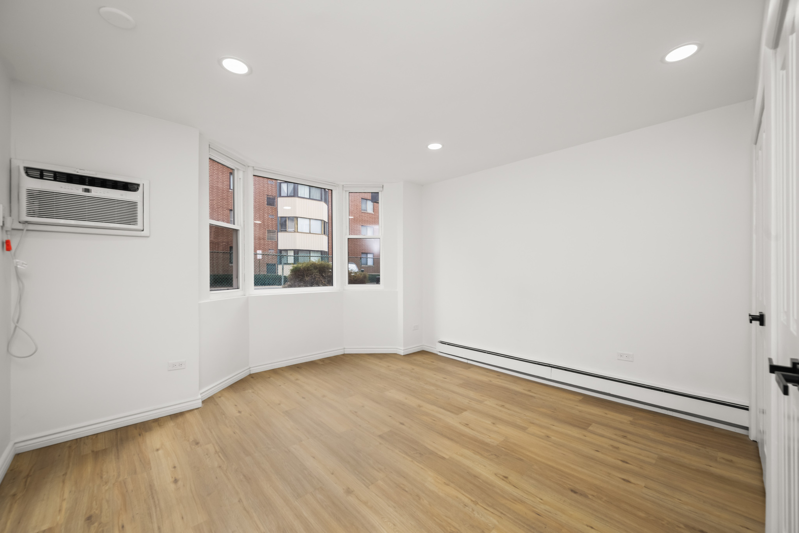 5506 Lincoln Avenue Unit: 122