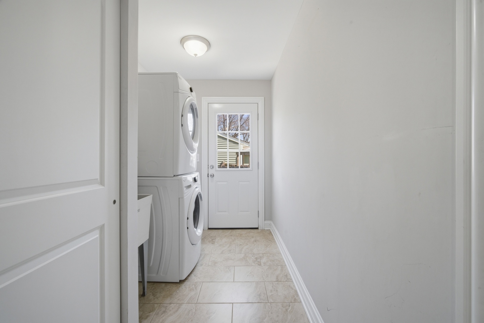 628 Carriageway Drive