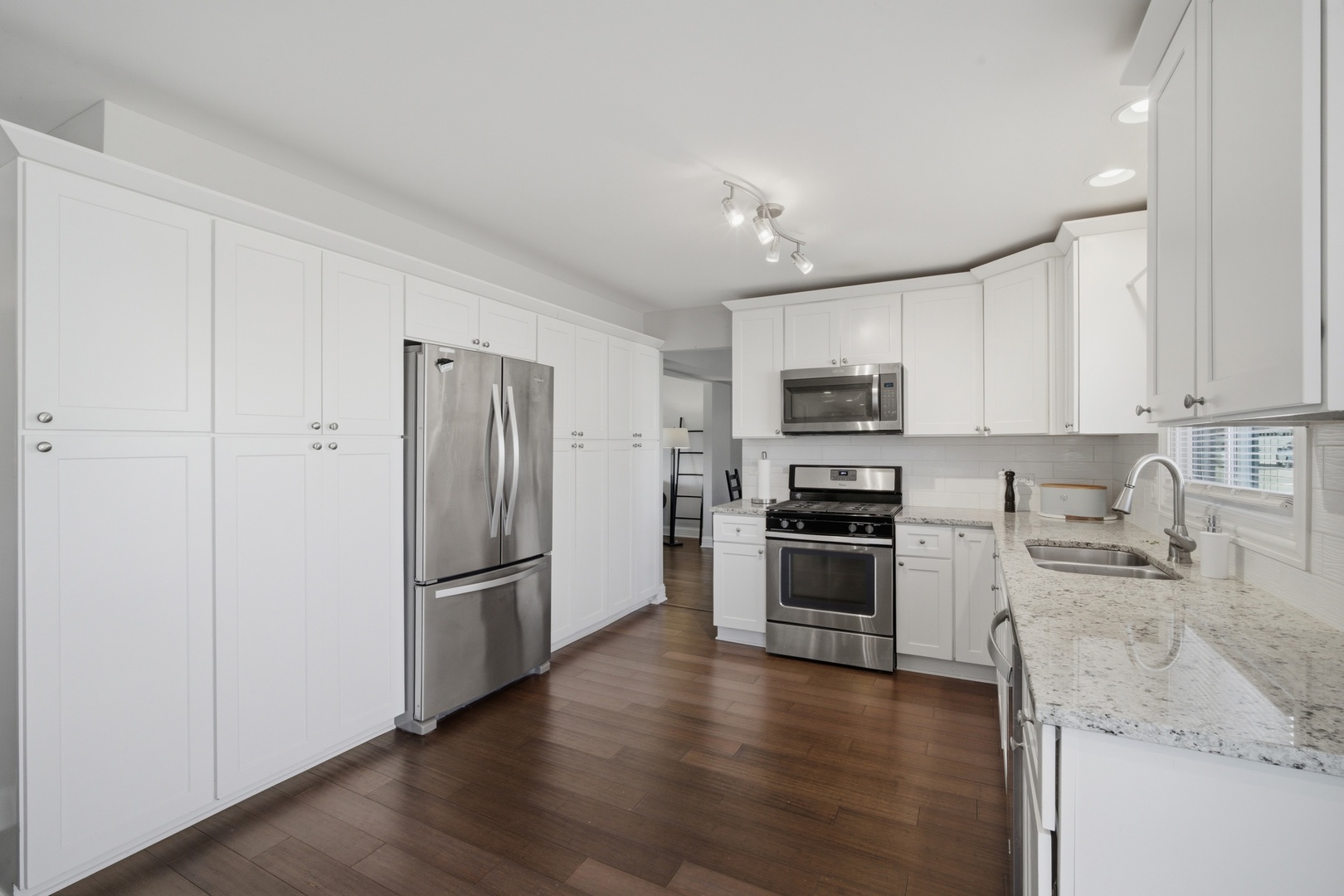 628 Carriageway Drive