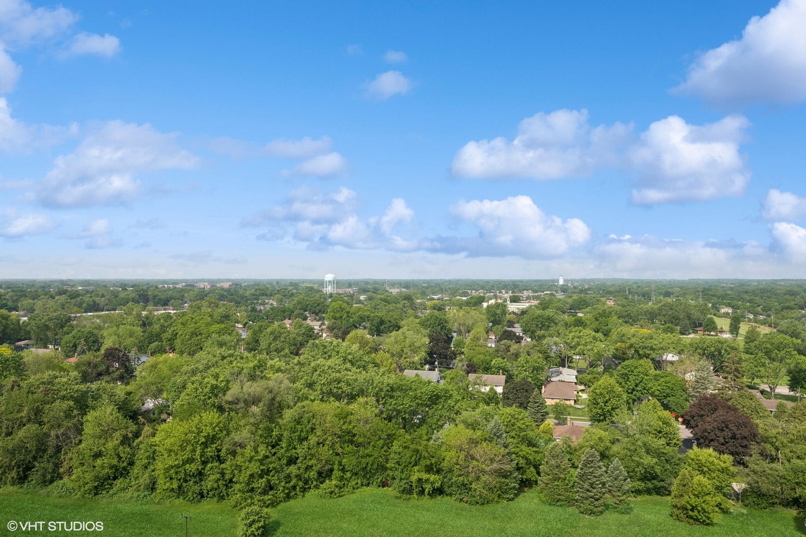 1 Renaissance Place Unit: 3PH