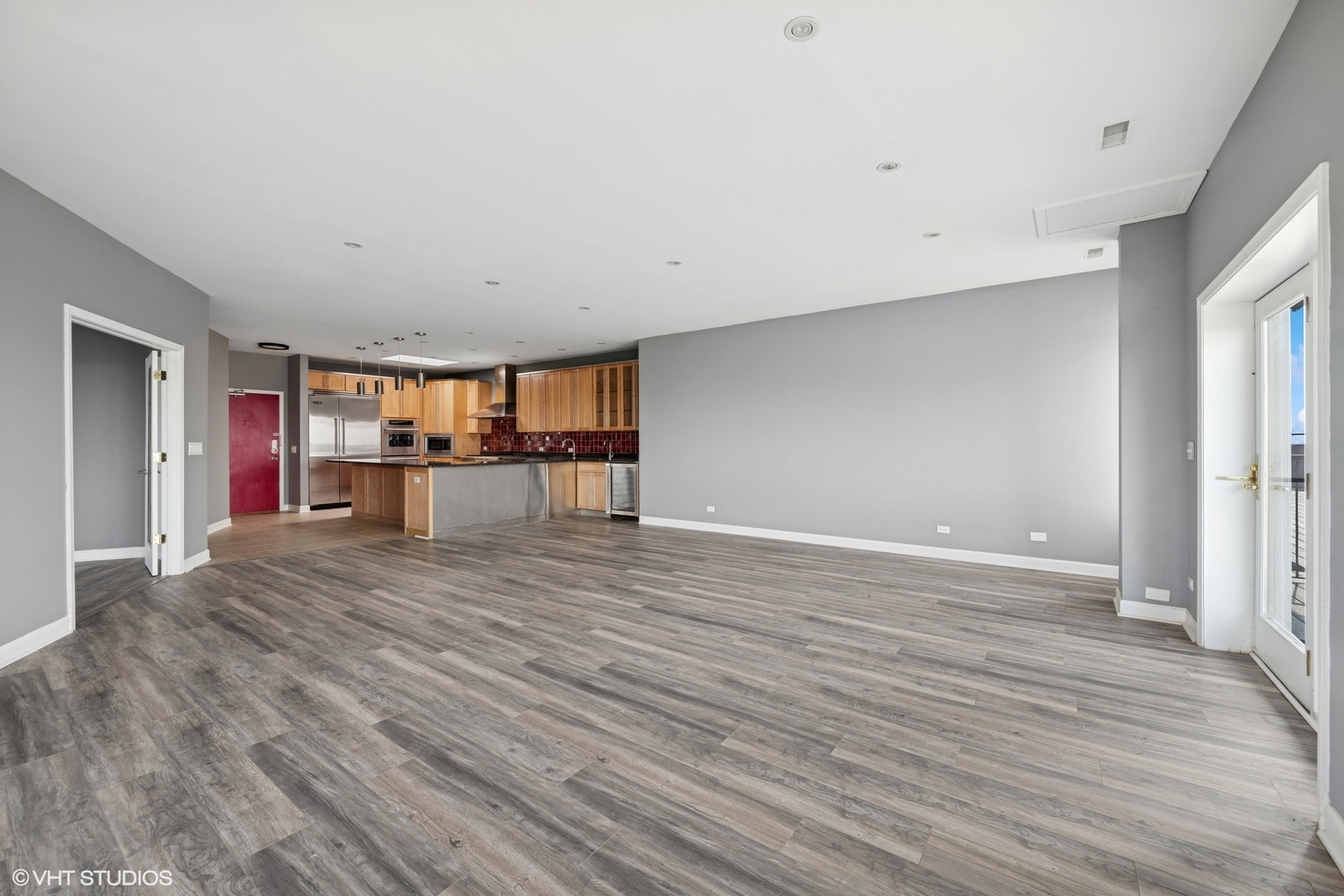 1 Renaissance Place Unit: 3PH