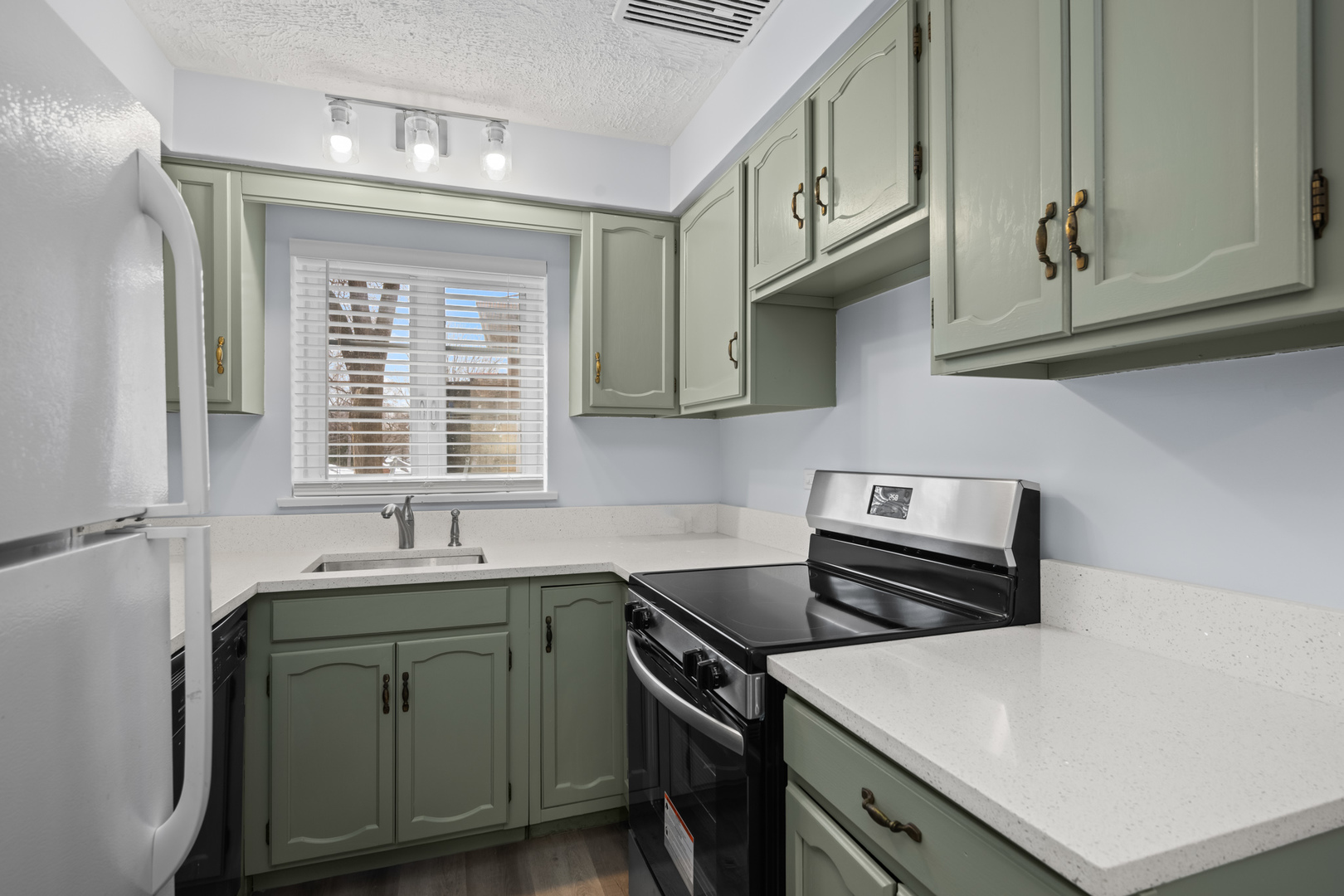 340 Ridge Avenue Unit: 1
