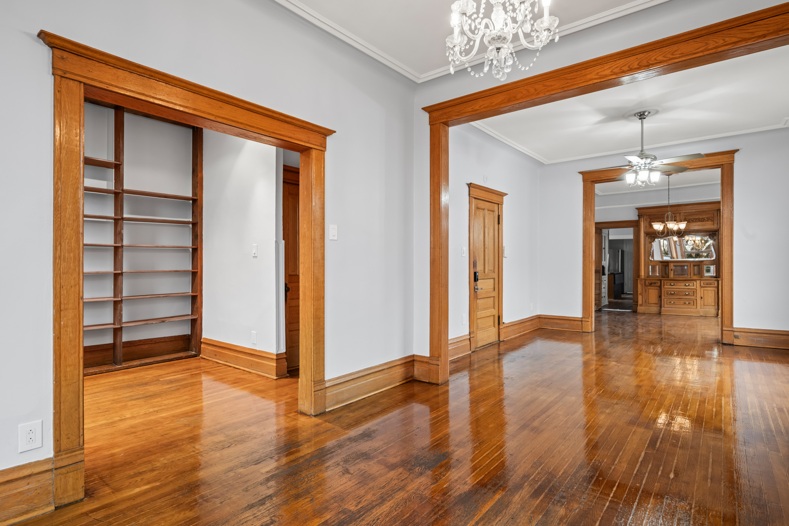 2120 W Concord Place Unit: 3