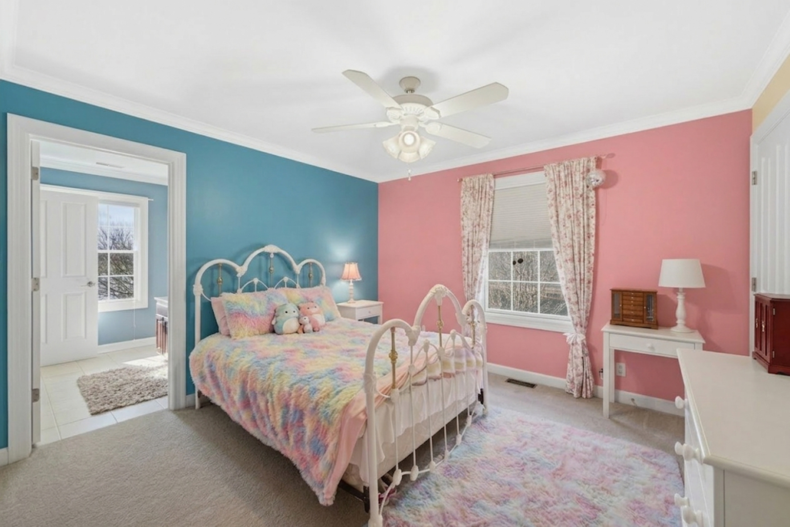 40W612 Blue Lake Circle N