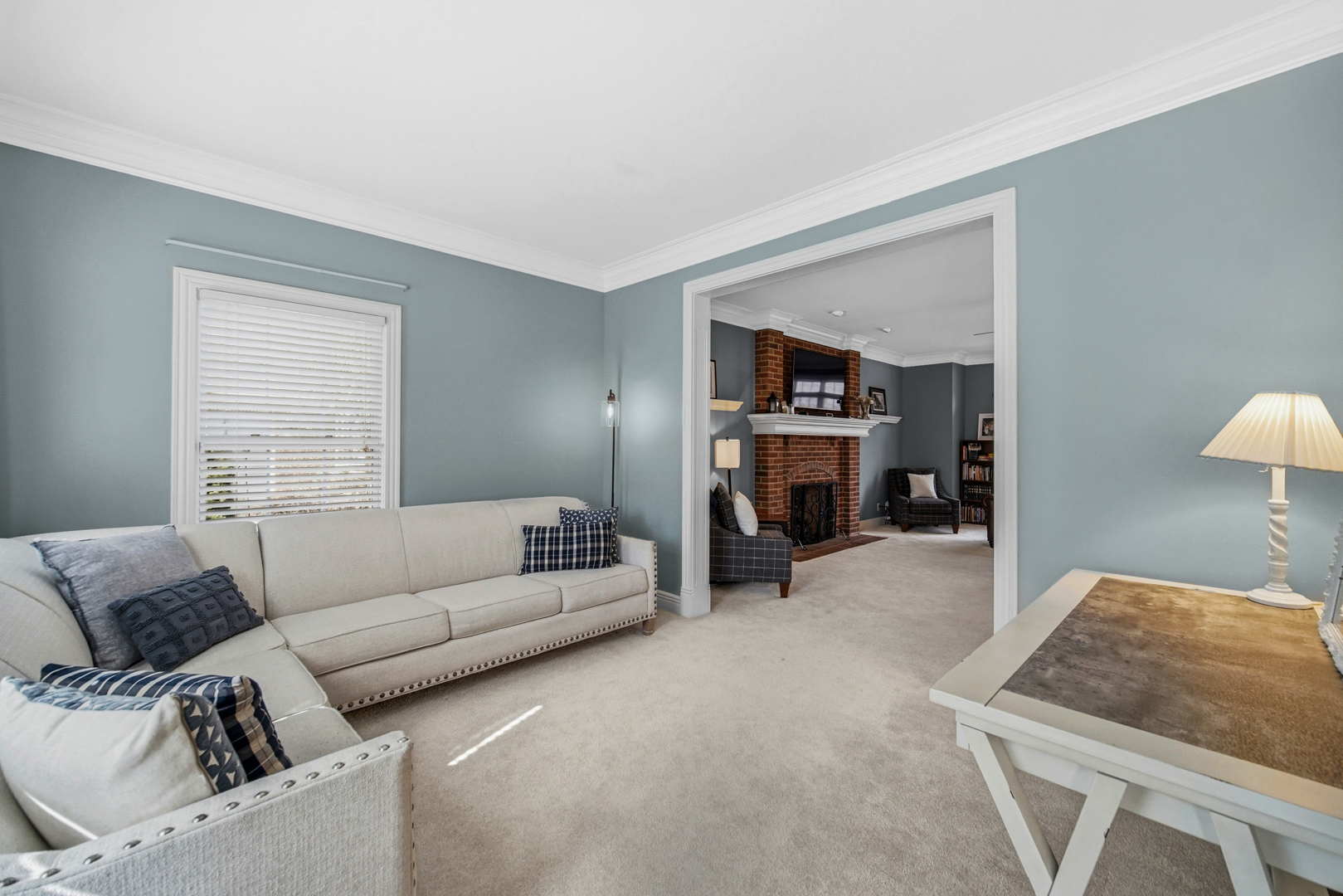 40W612 Blue Lake Circle N