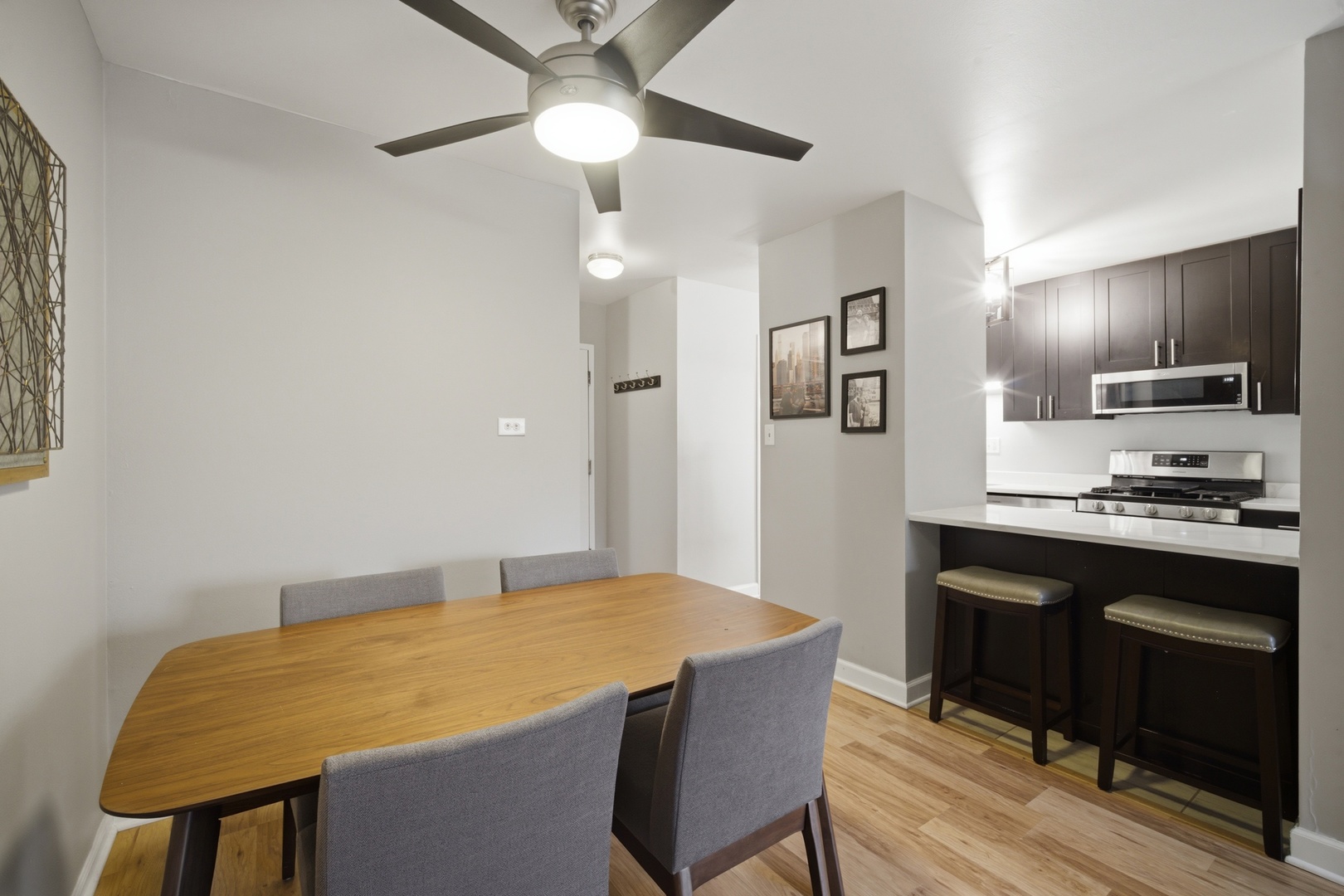 500 N Wilke Road Unit: 105