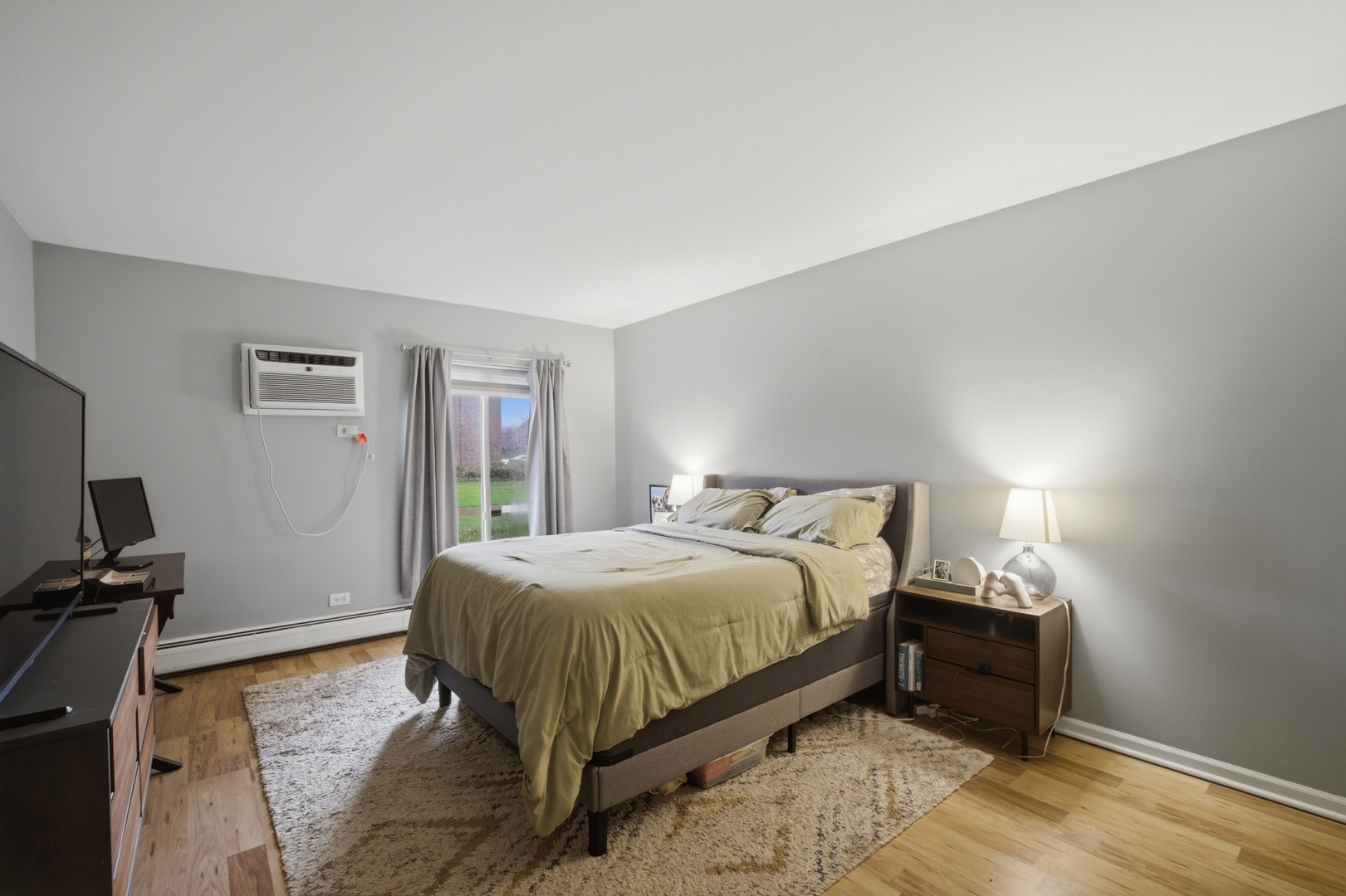 500 N Wilke Road Unit: 105