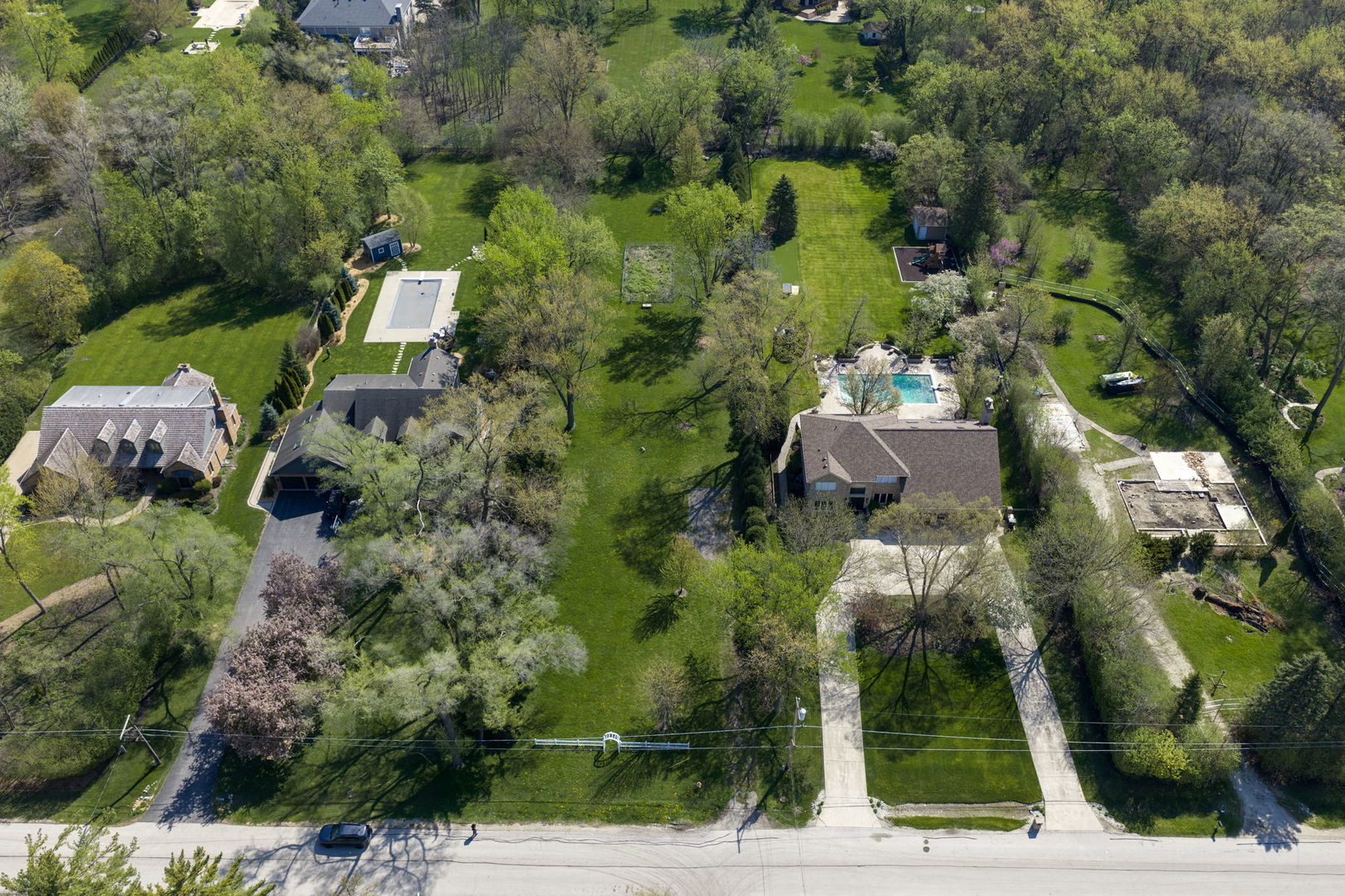 2803 N Vista Road