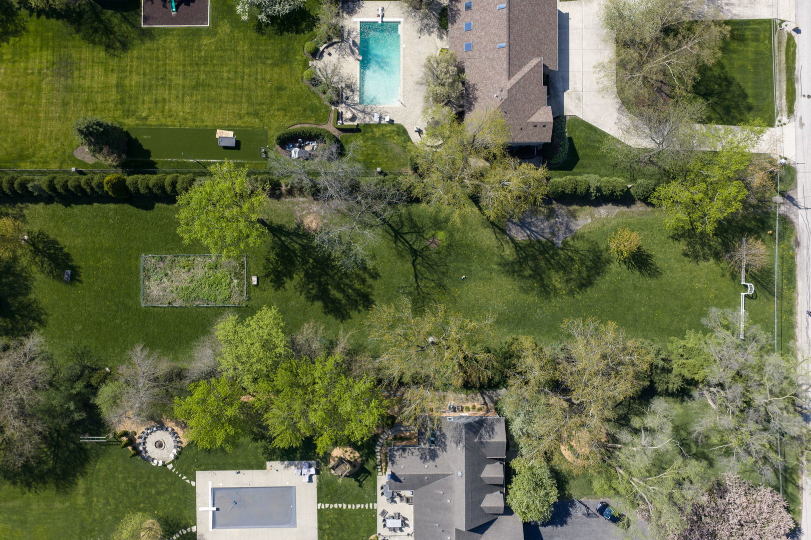 2803 N Vista Road