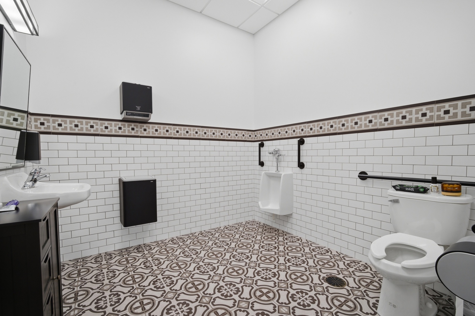 795 Ela Road Unit: 110