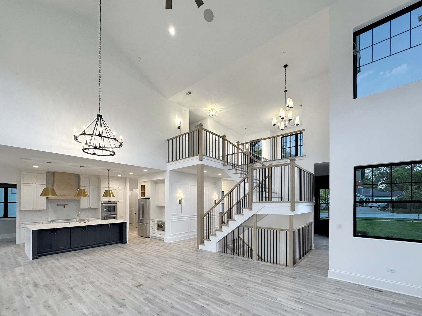 2803 N Vista Road