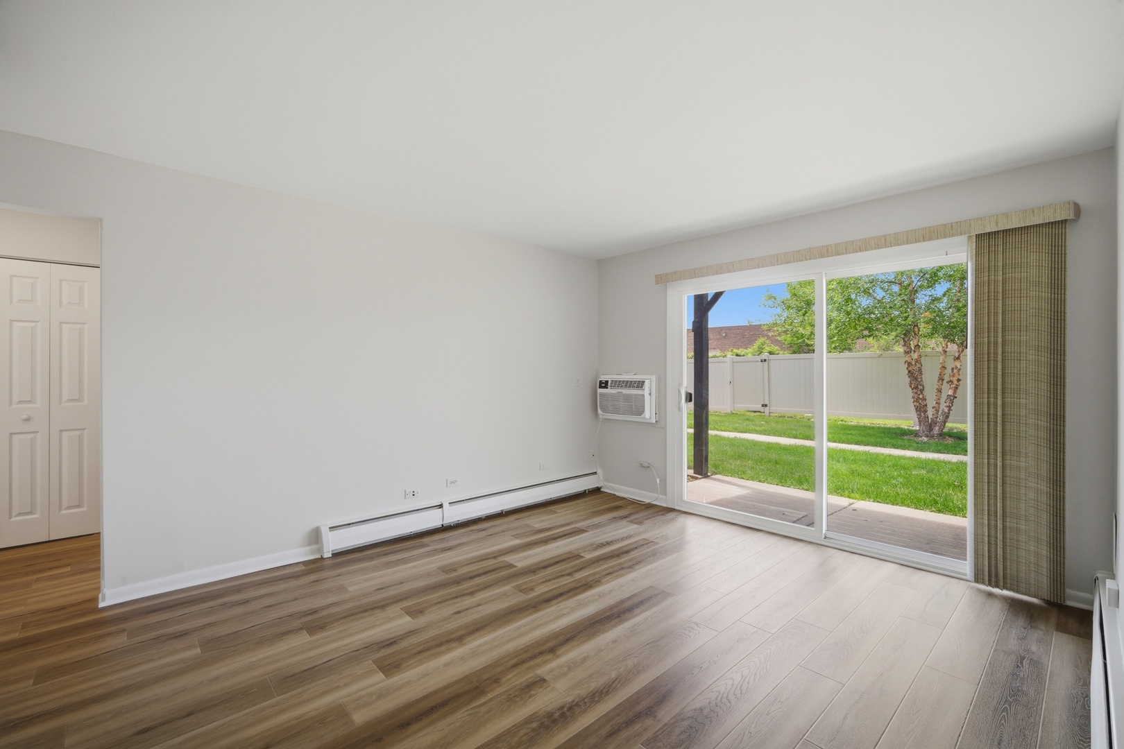 330 N Carter Street Unit: 103