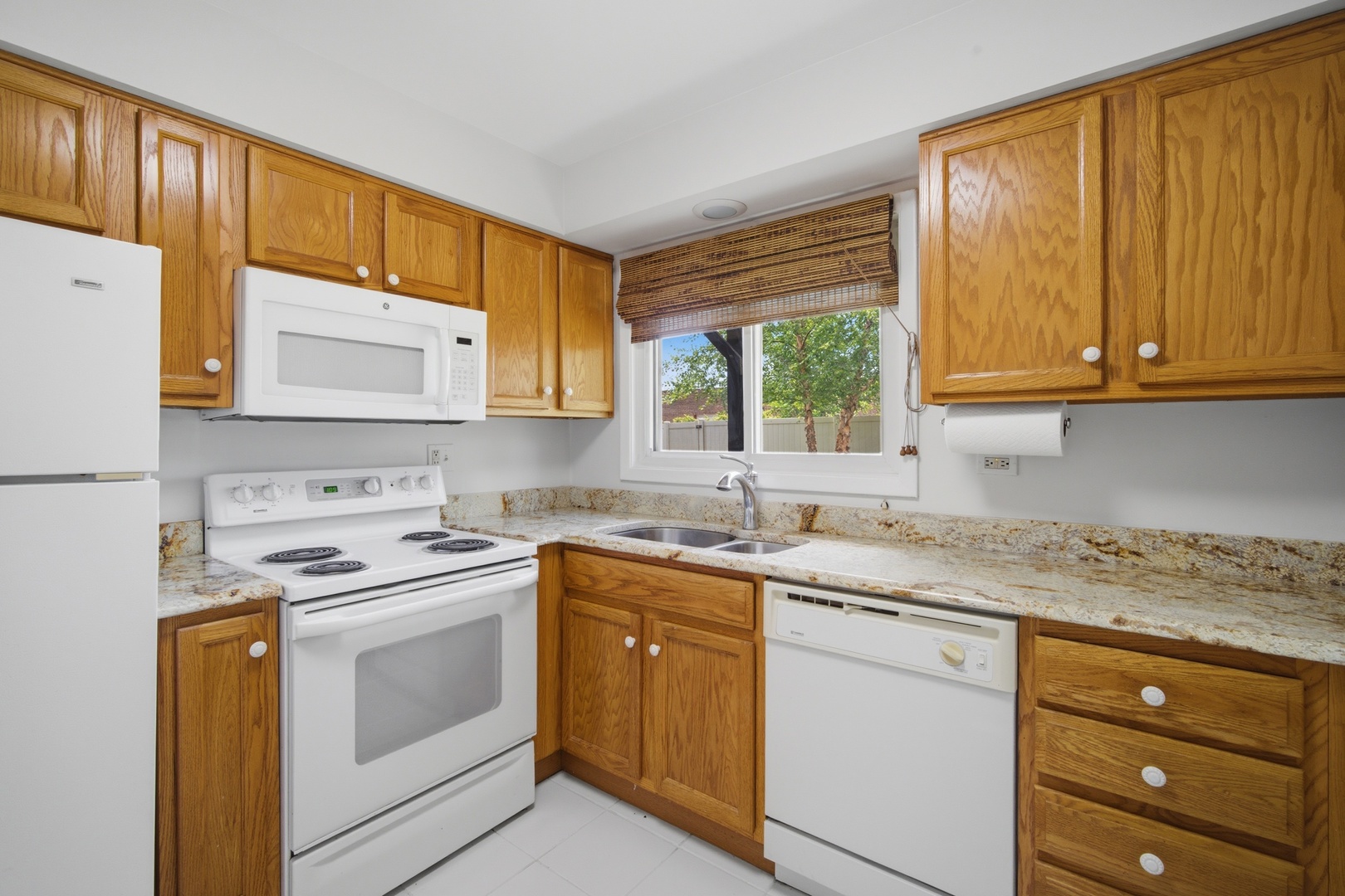 330 N Carter Street Unit: 103