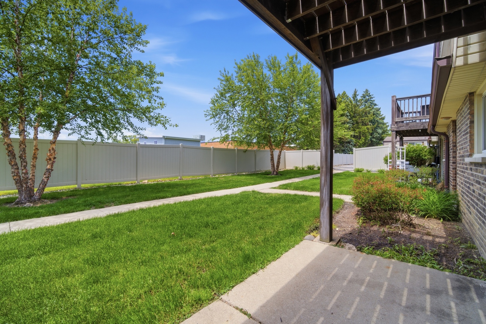 330 N Carter Street Unit: 103