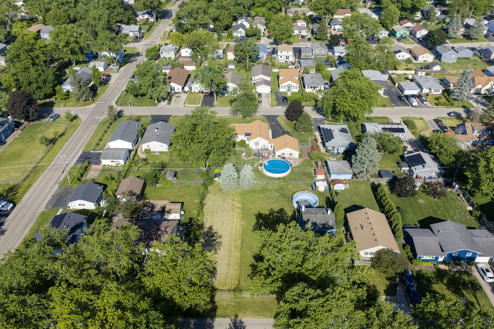1414 N Pleasant Drive
