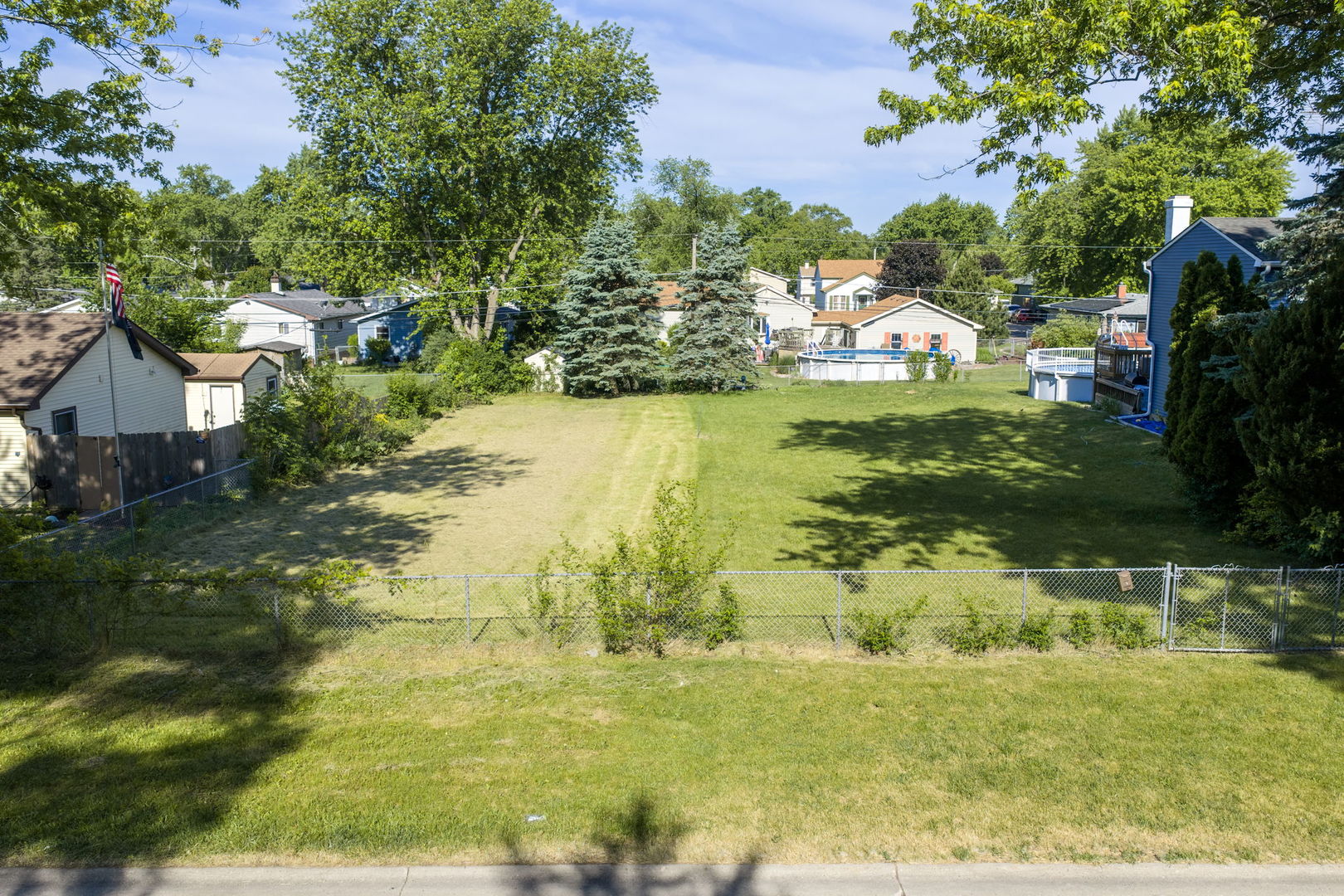 1414 N Pleasant Drive