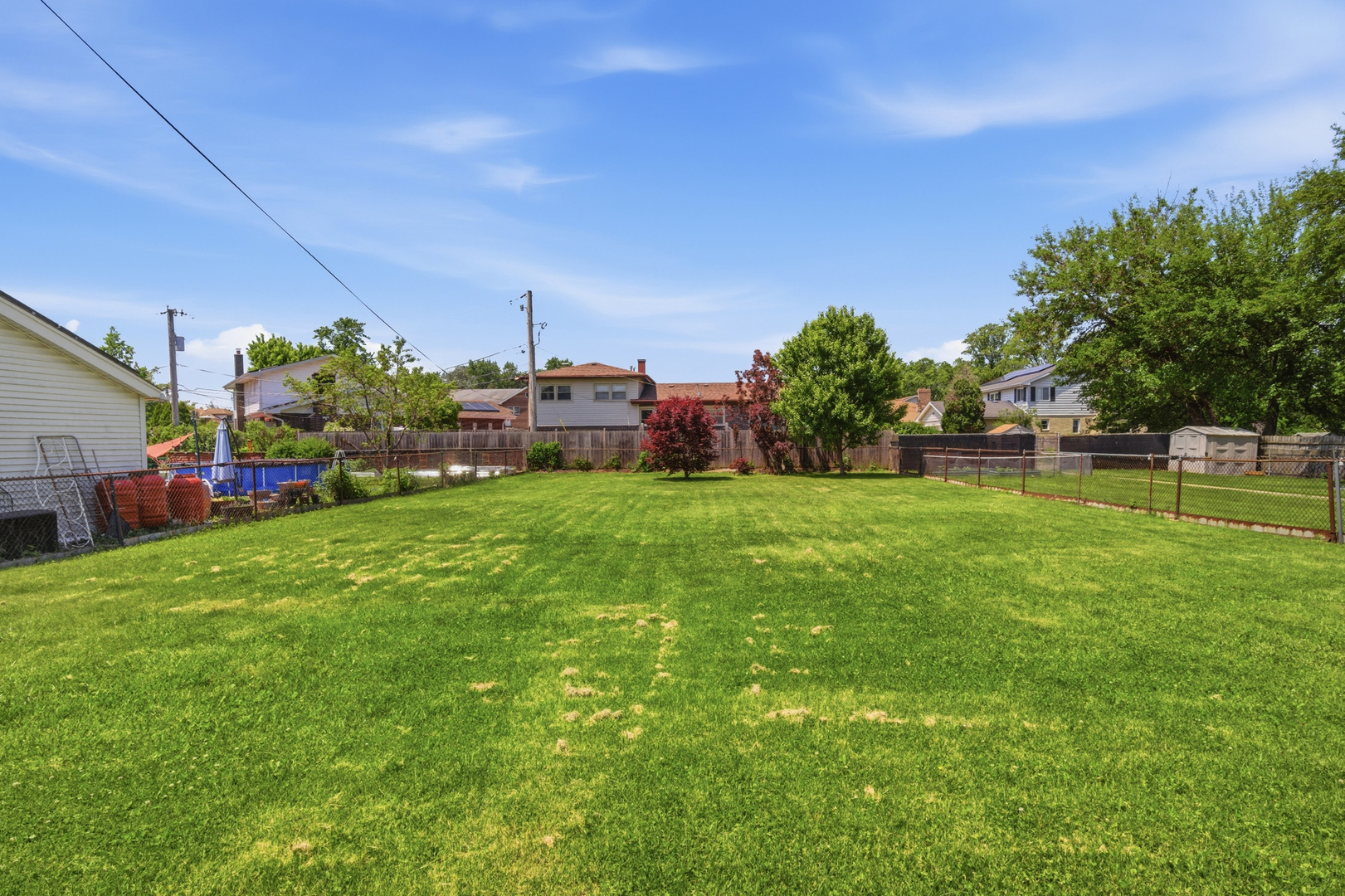 1522 N Hillside Avenue