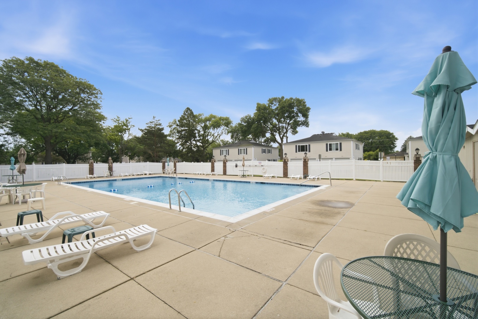 1180 Cove Drive Unit: 152B