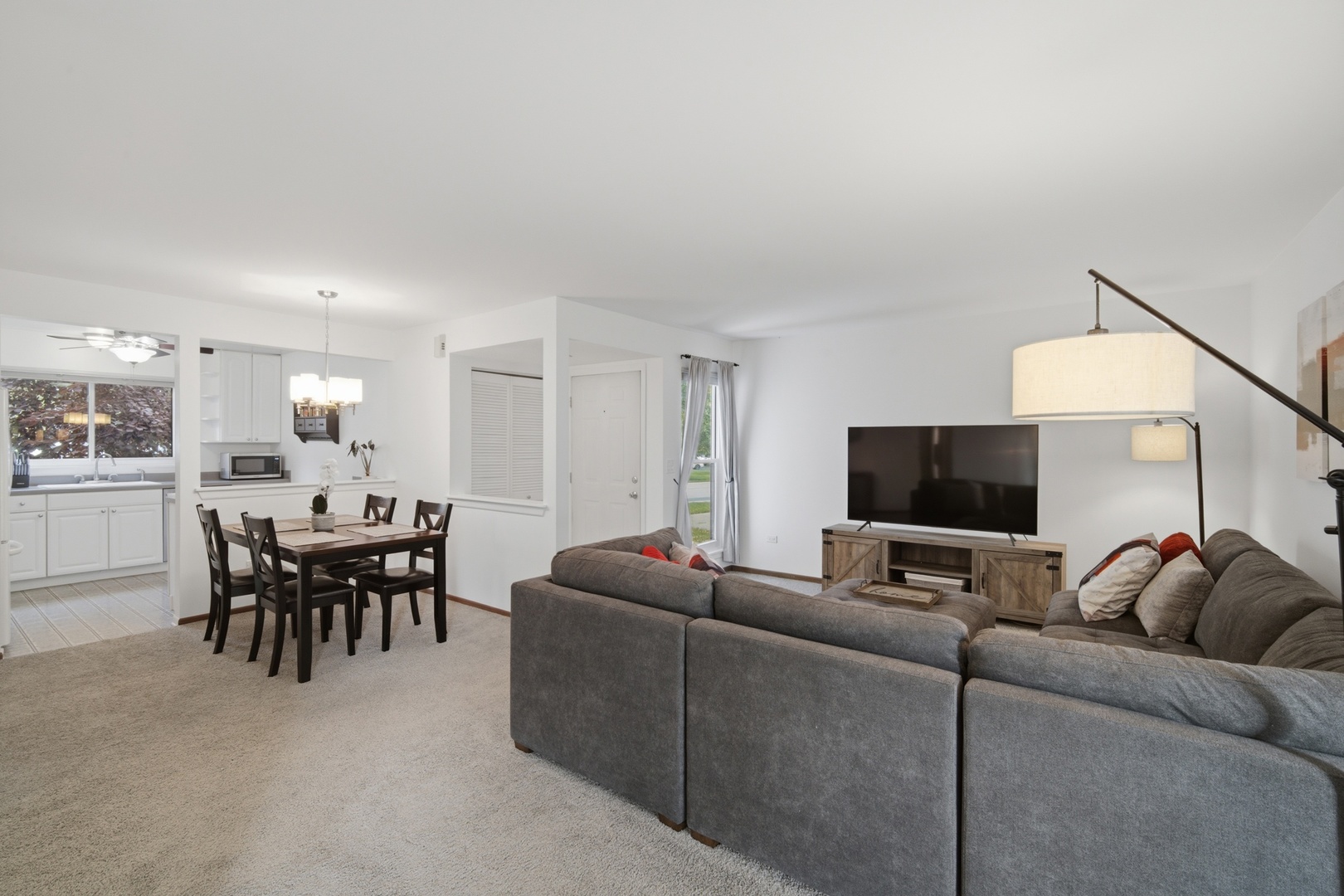 951 Manchester Circle Unit: 951