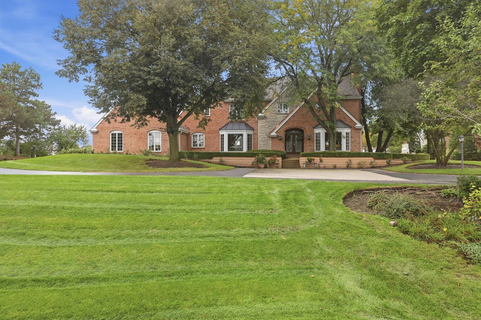 4 S Wynstone Drive