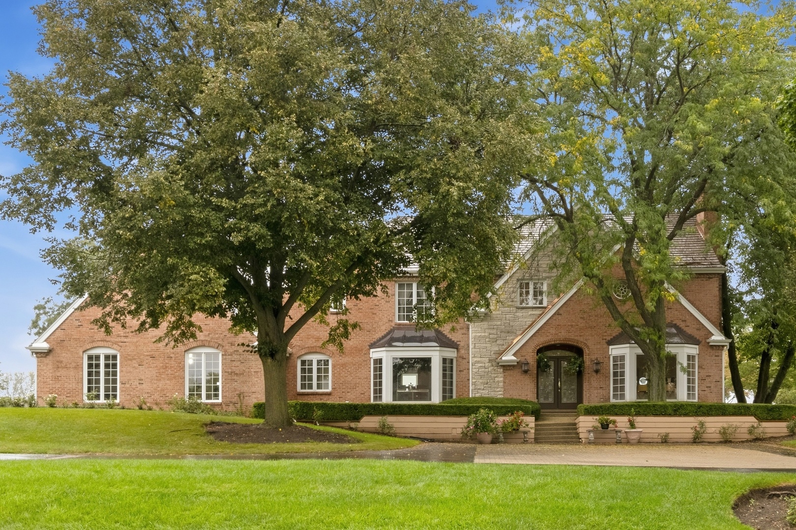 4 S Wynstone Drive