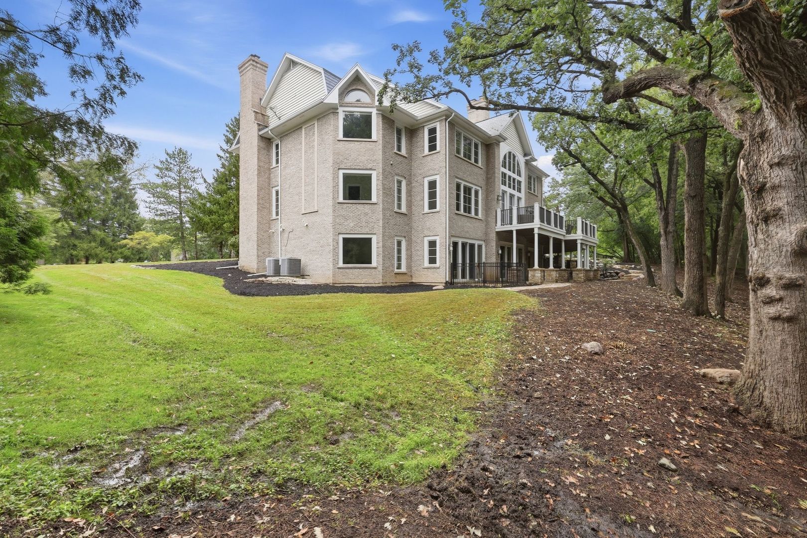 3 Hillburn Court
