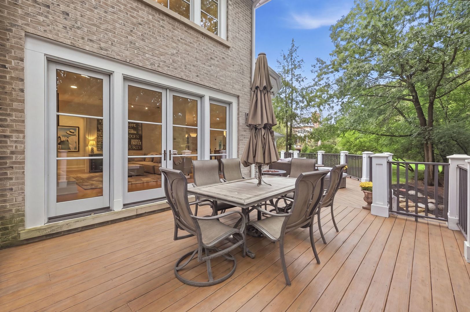 3 Hillburn Court