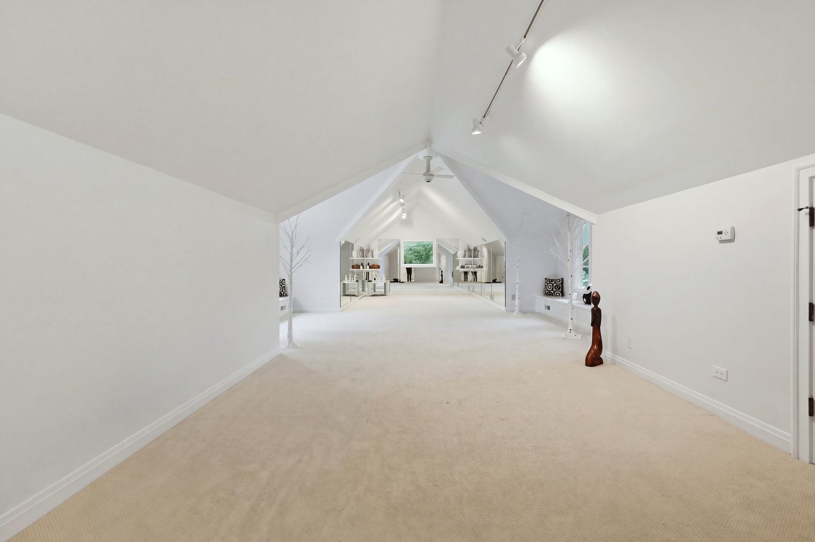 3 Hillburn Court