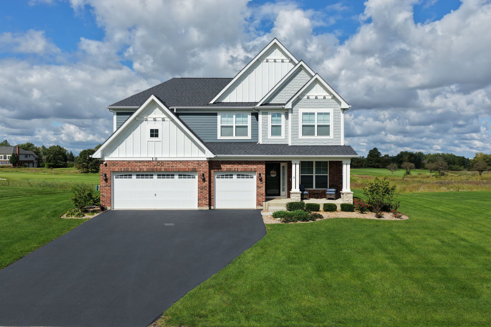 10 Crystal Downs Drive