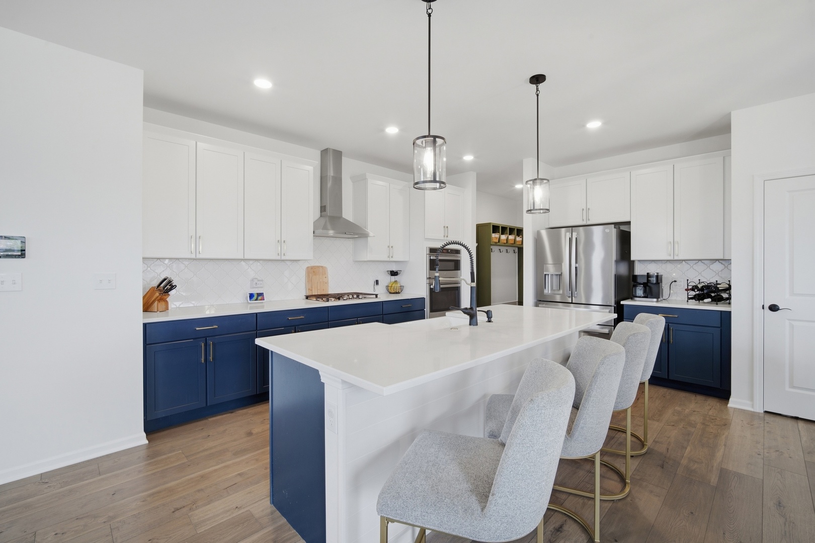 10 Crystal Downs Drive