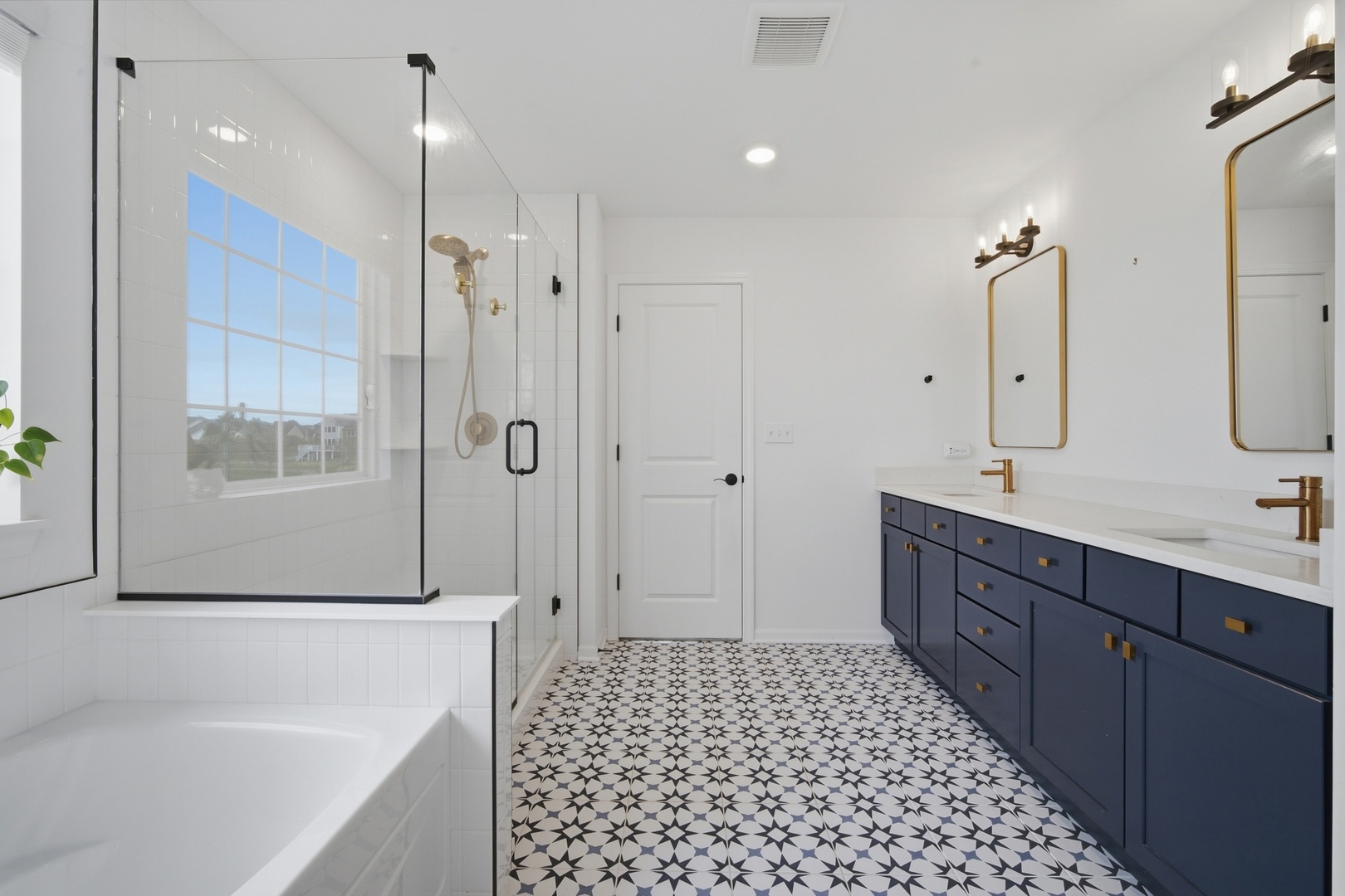 10 Crystal Downs Drive