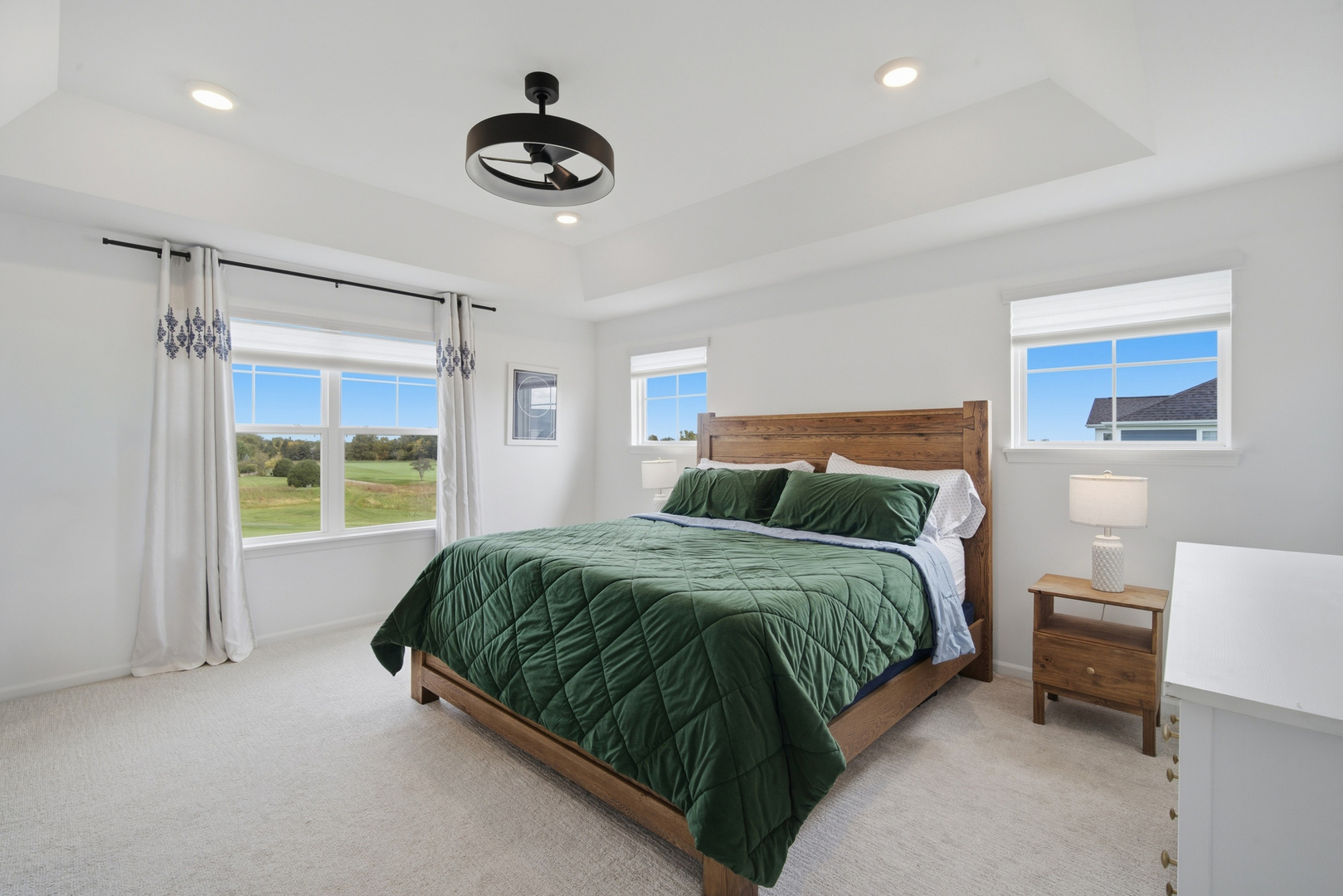 10 Crystal Downs Drive